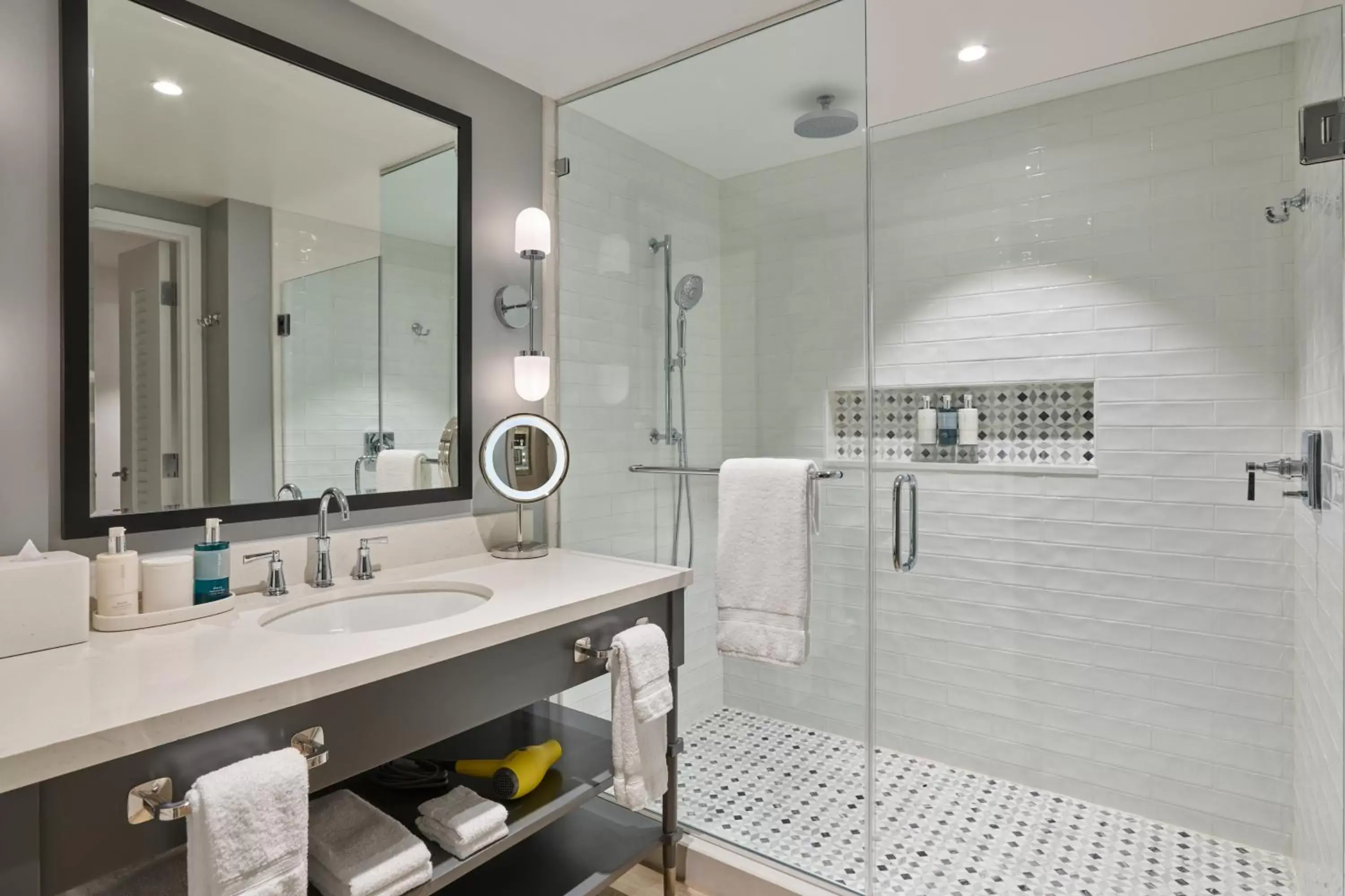 Queen Room with Two Queen Beds and Ocean View in The Seabird Ocean Resort & Spa, Part of Destination Hotel by Hyatt Queen Room with Two Queen Beds and Ocean View in The Seabird Ocean Resort & Spa, Part of Destination Hotel by Hyatt