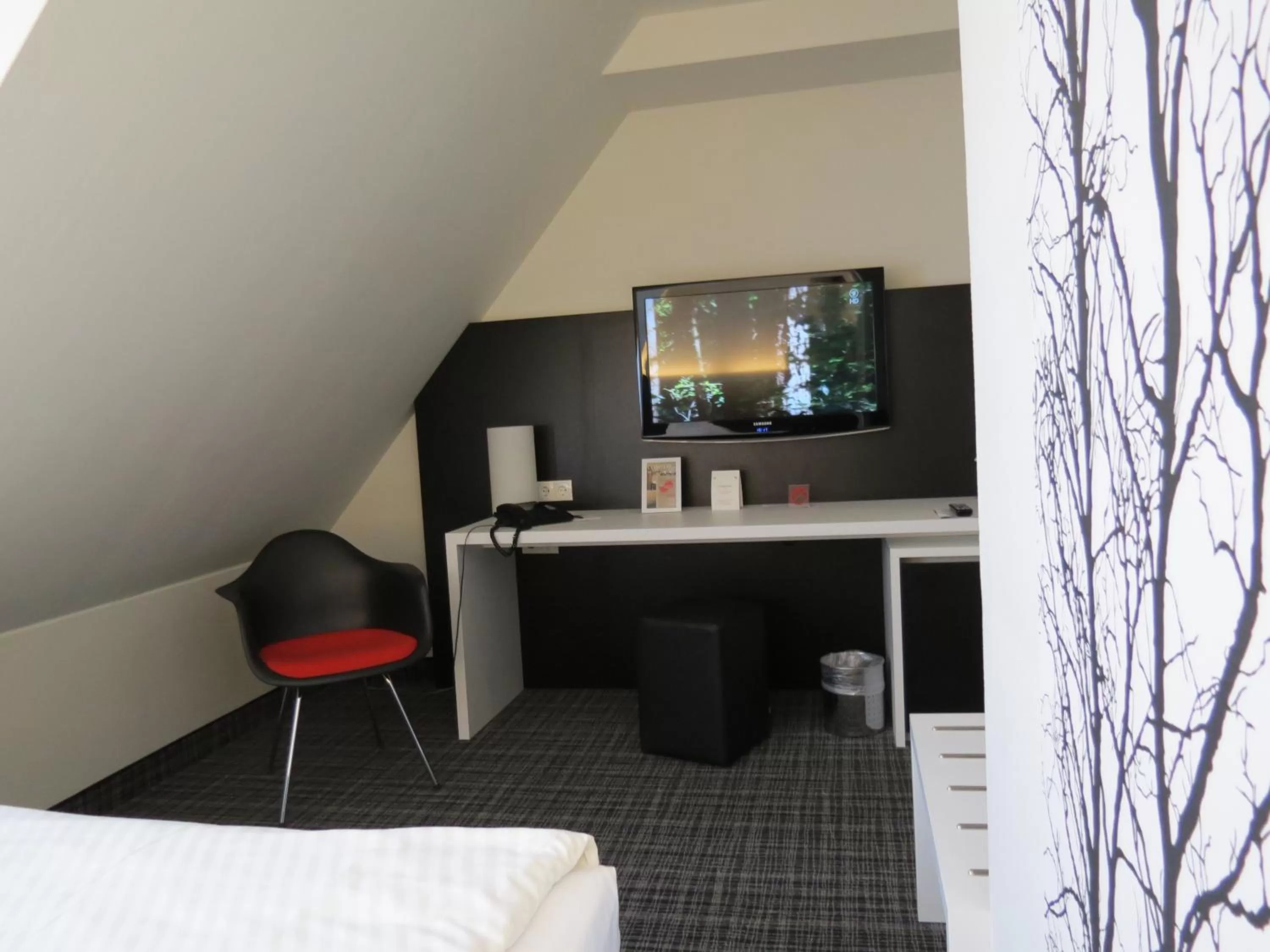 TV and multimedia, Bed in Comfor Hotel Ulm City
