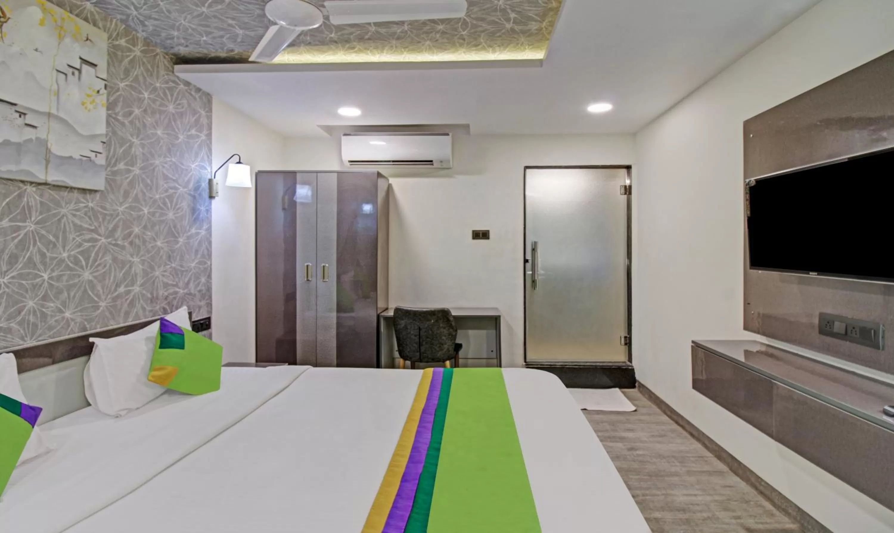 Bedroom, Bed in Treebo The Boss