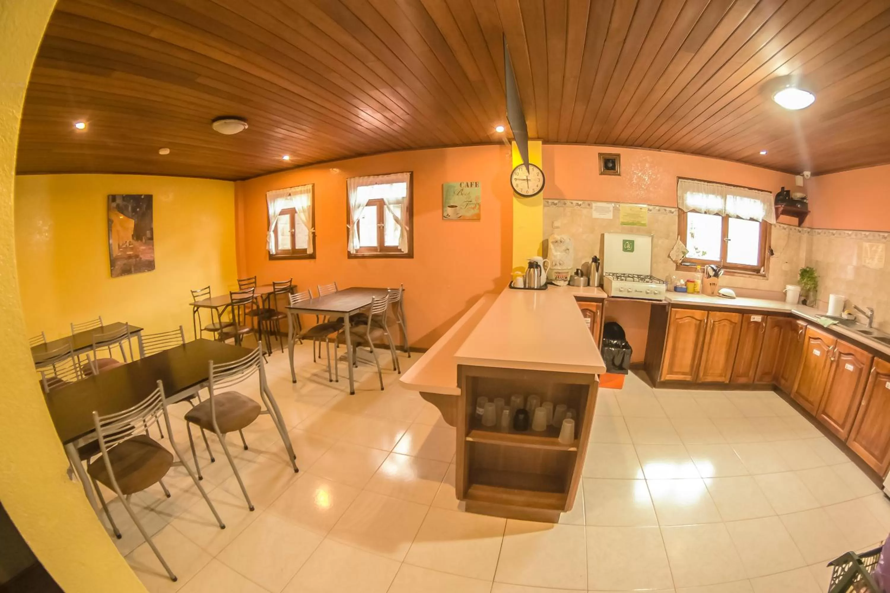 Food and drinks, Restaurant/Places to Eat in La Casa del Molino Blanco B&B