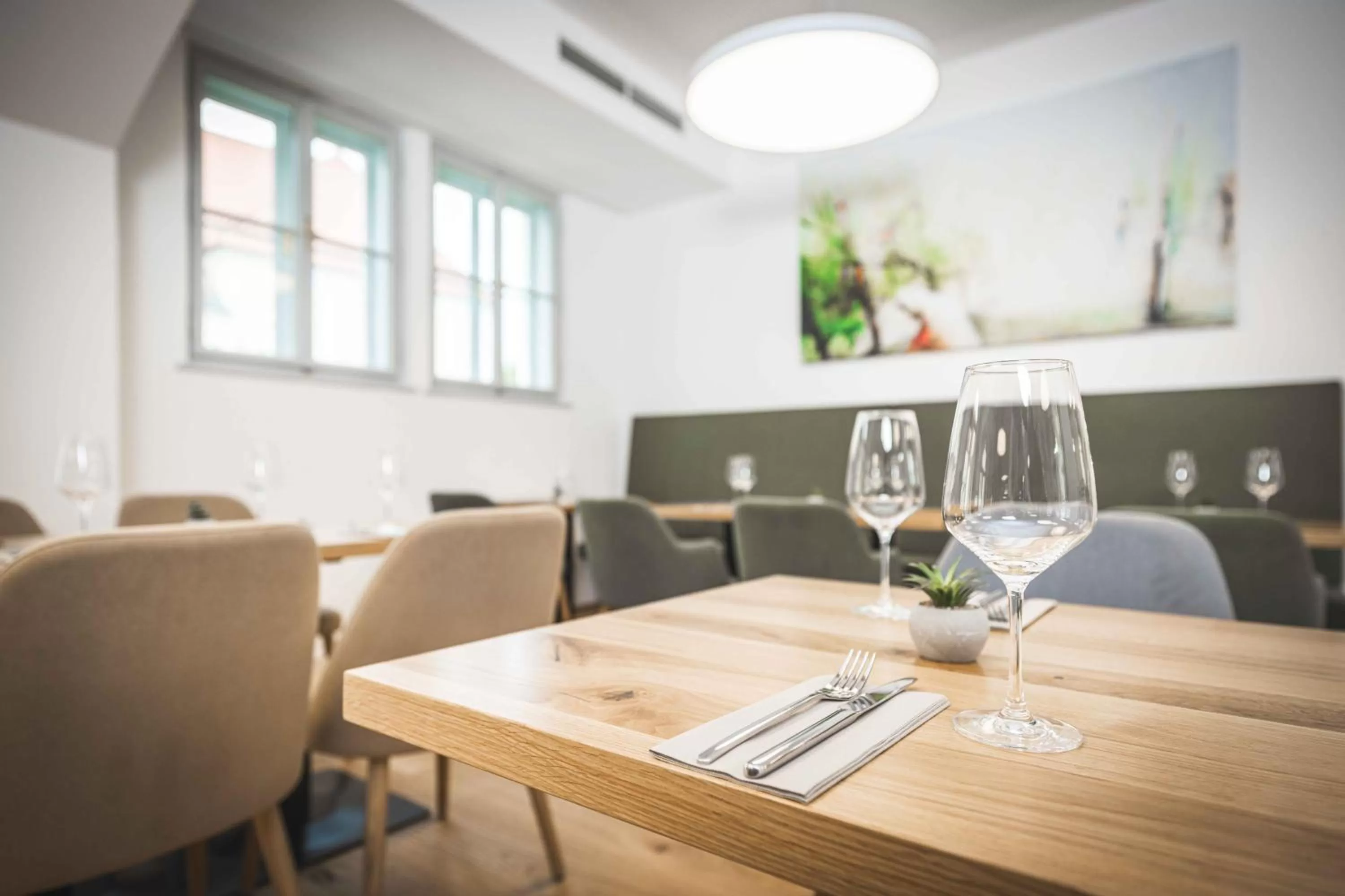 Restaurant/places to eat in Schloss Haindorf