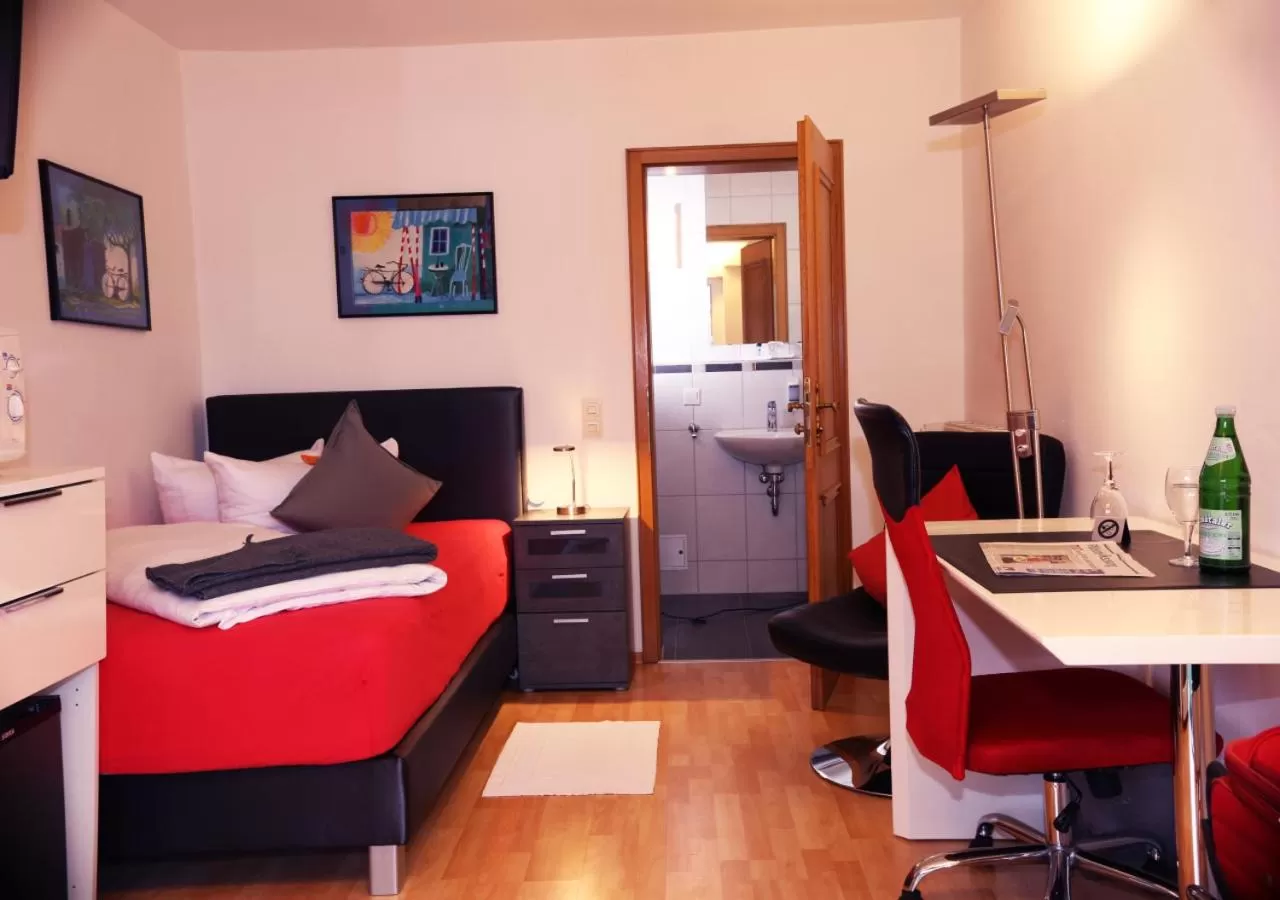 Bed in Hotel Rosenhof GmbH