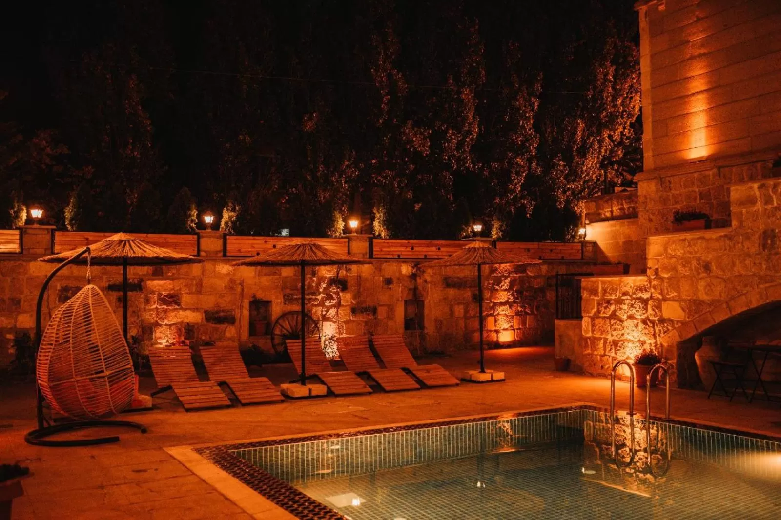 Swimming pool in Grand Cappadocia Hotel