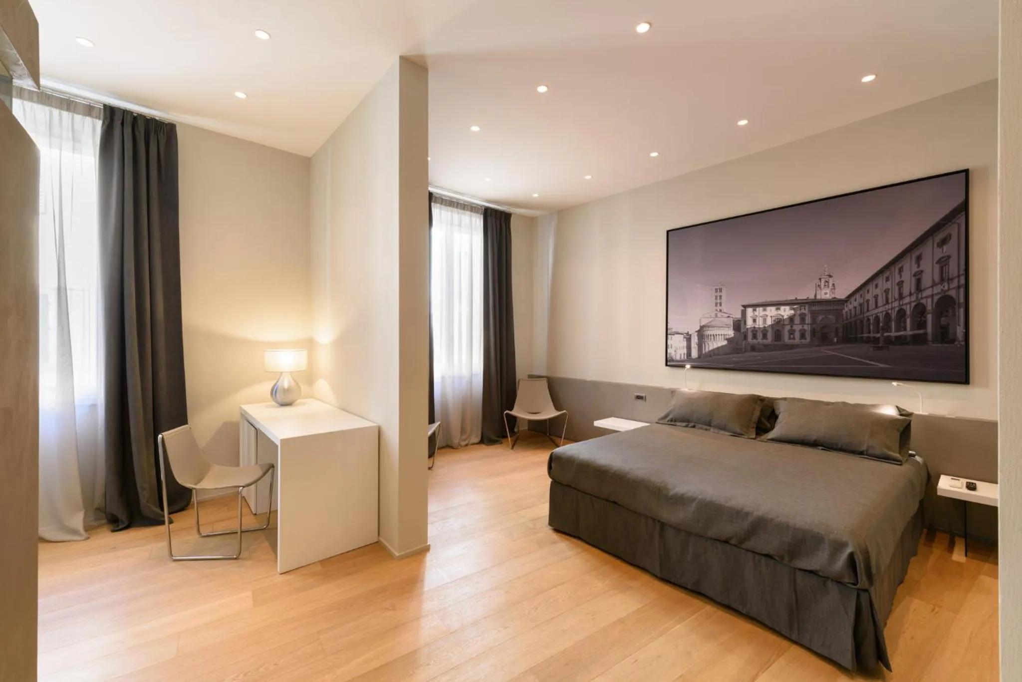 Bed in Palazzo Vasarri - Luxury design suites