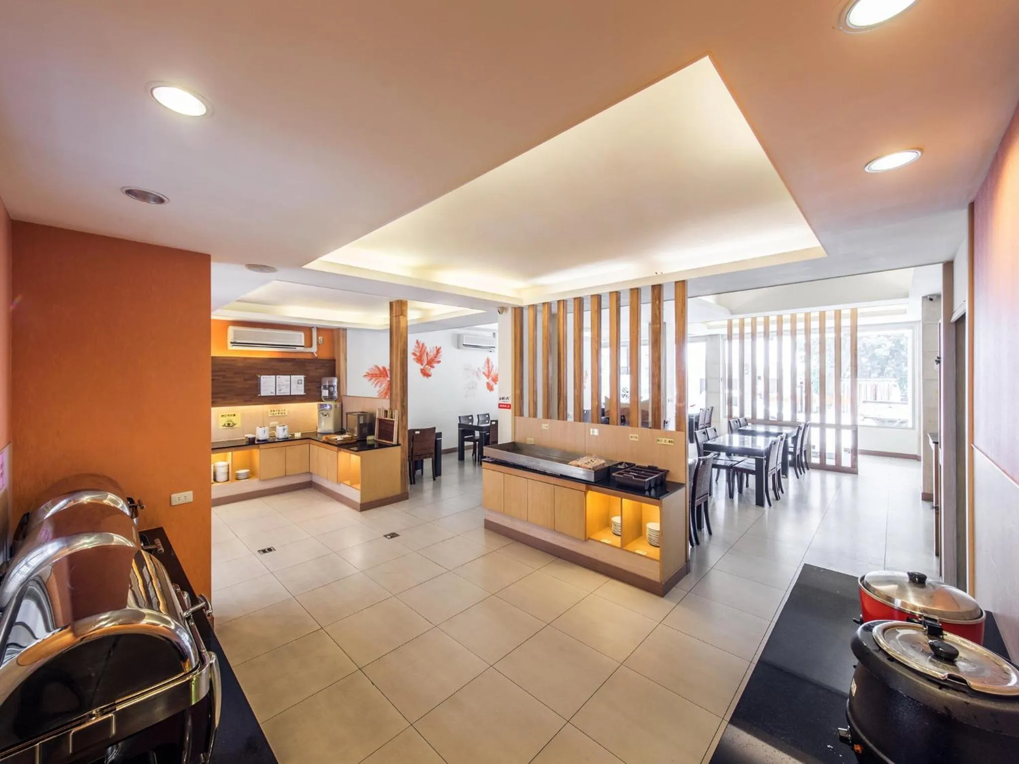 Restaurant/places to eat in Travel Road Motel