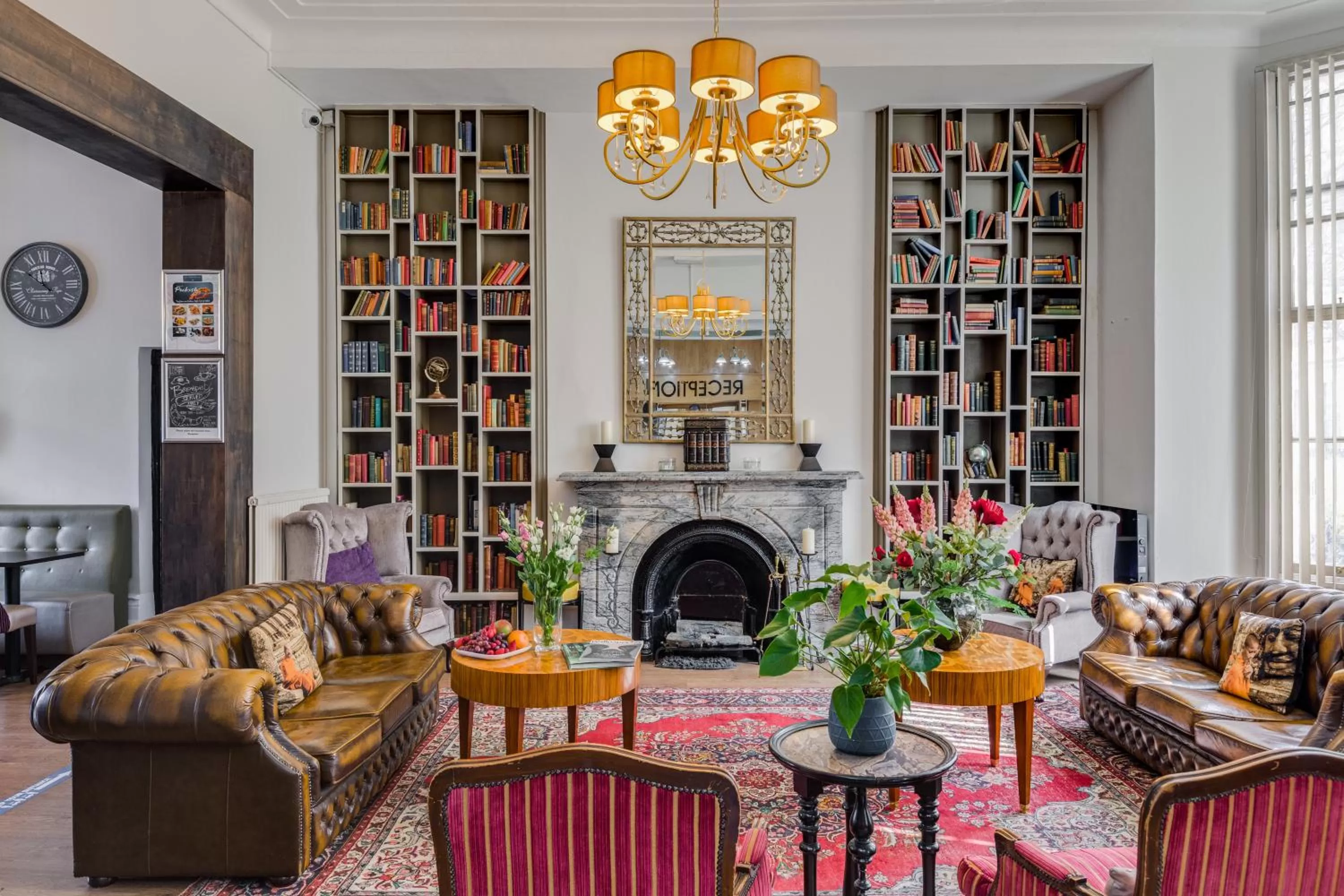 Library in 1 Lexham Gardens Hotel