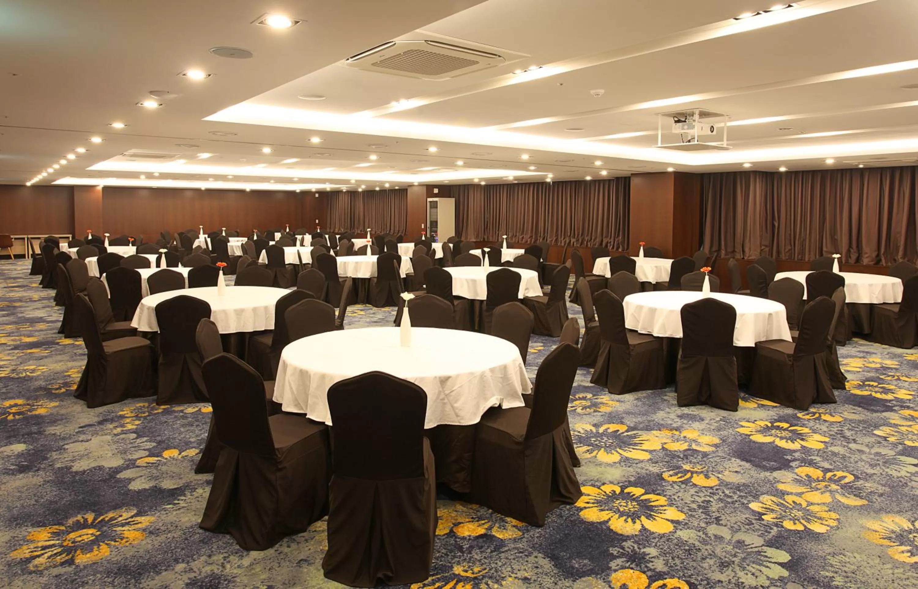 Banquet/Function facilities in Hotel Skypark Kingstown Dongdaemun