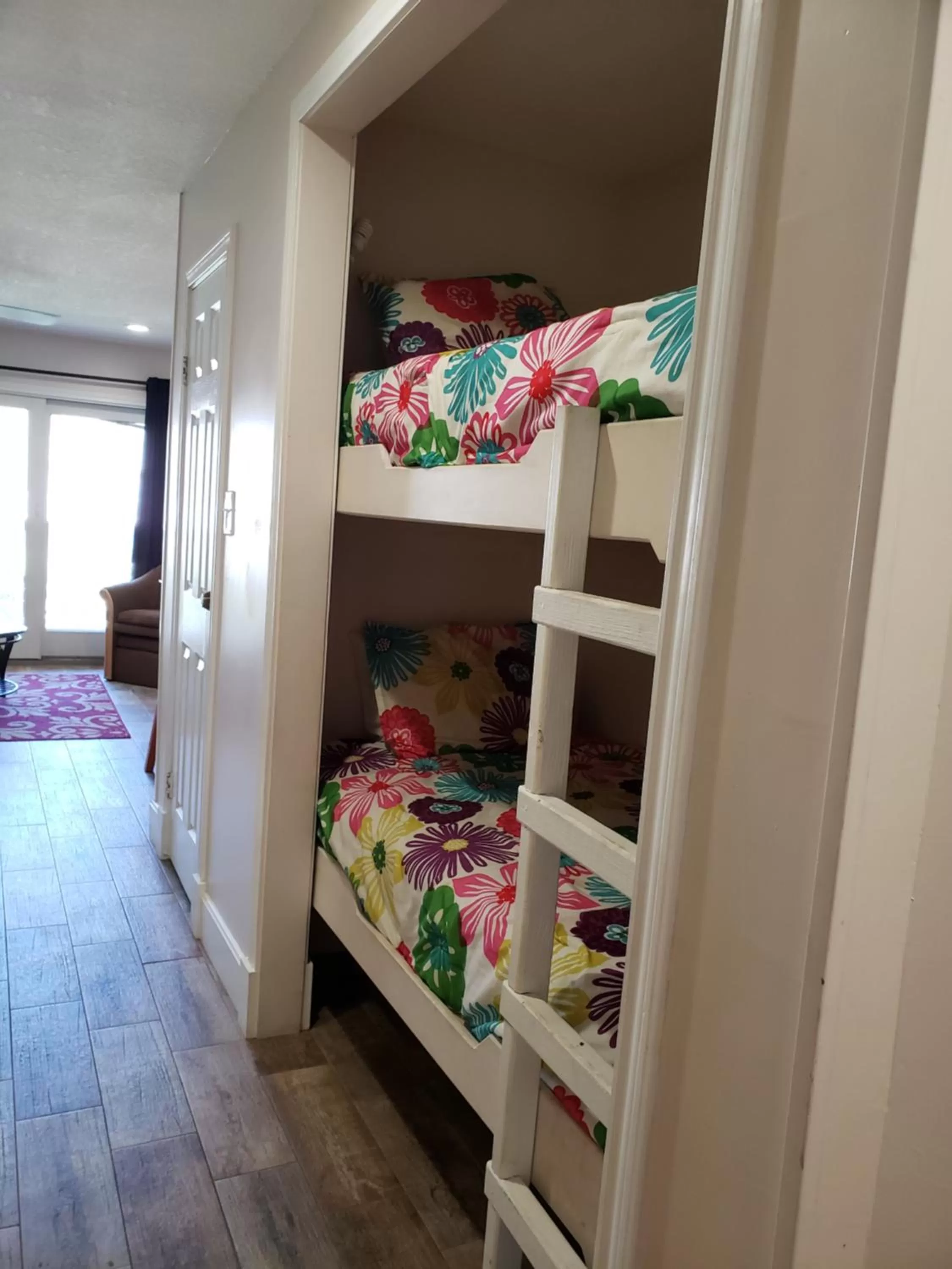 bunk bed, Bed in The Galveston Victorian Condo