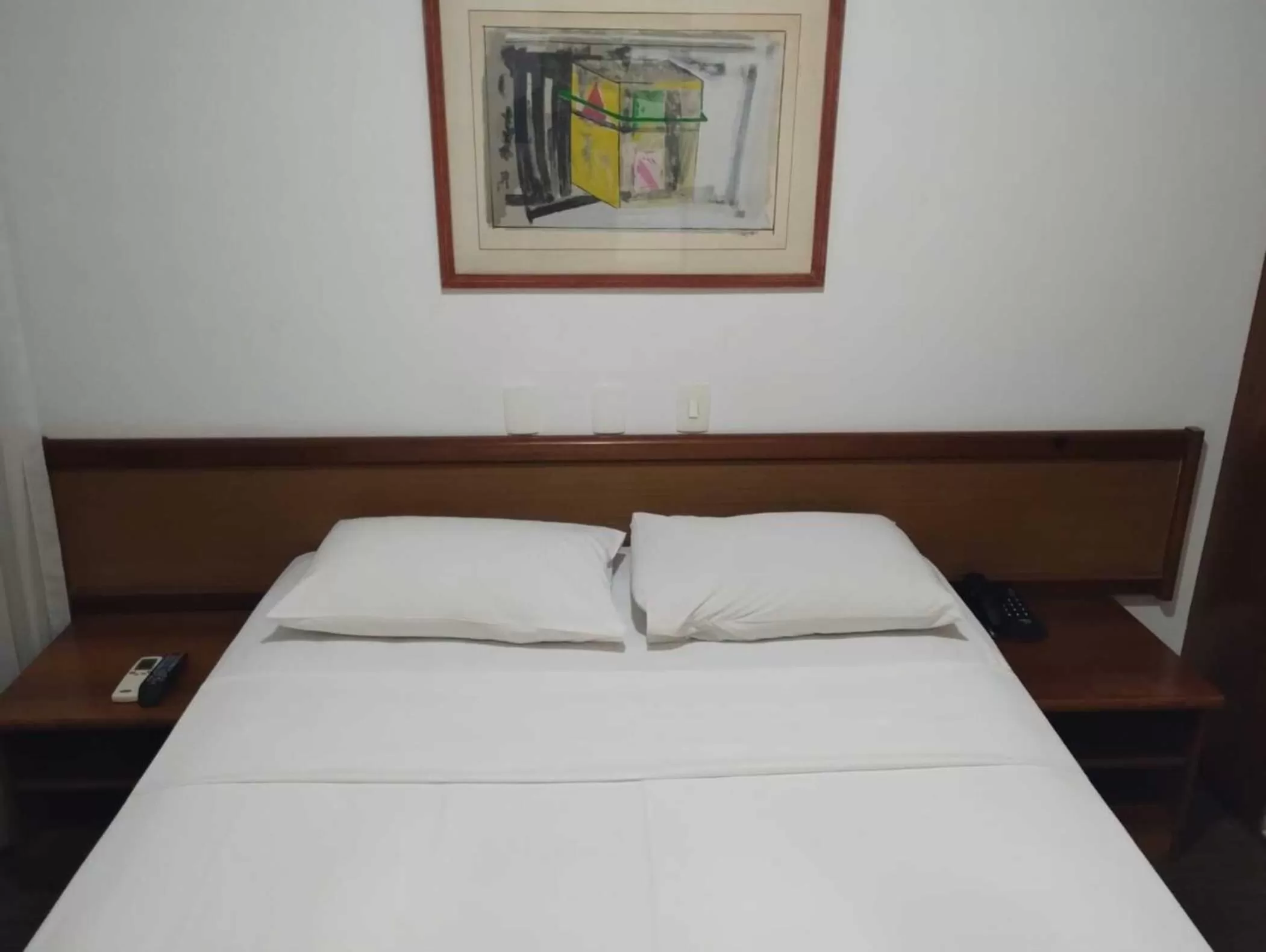 Bedroom, Bed in Summit Flat Service