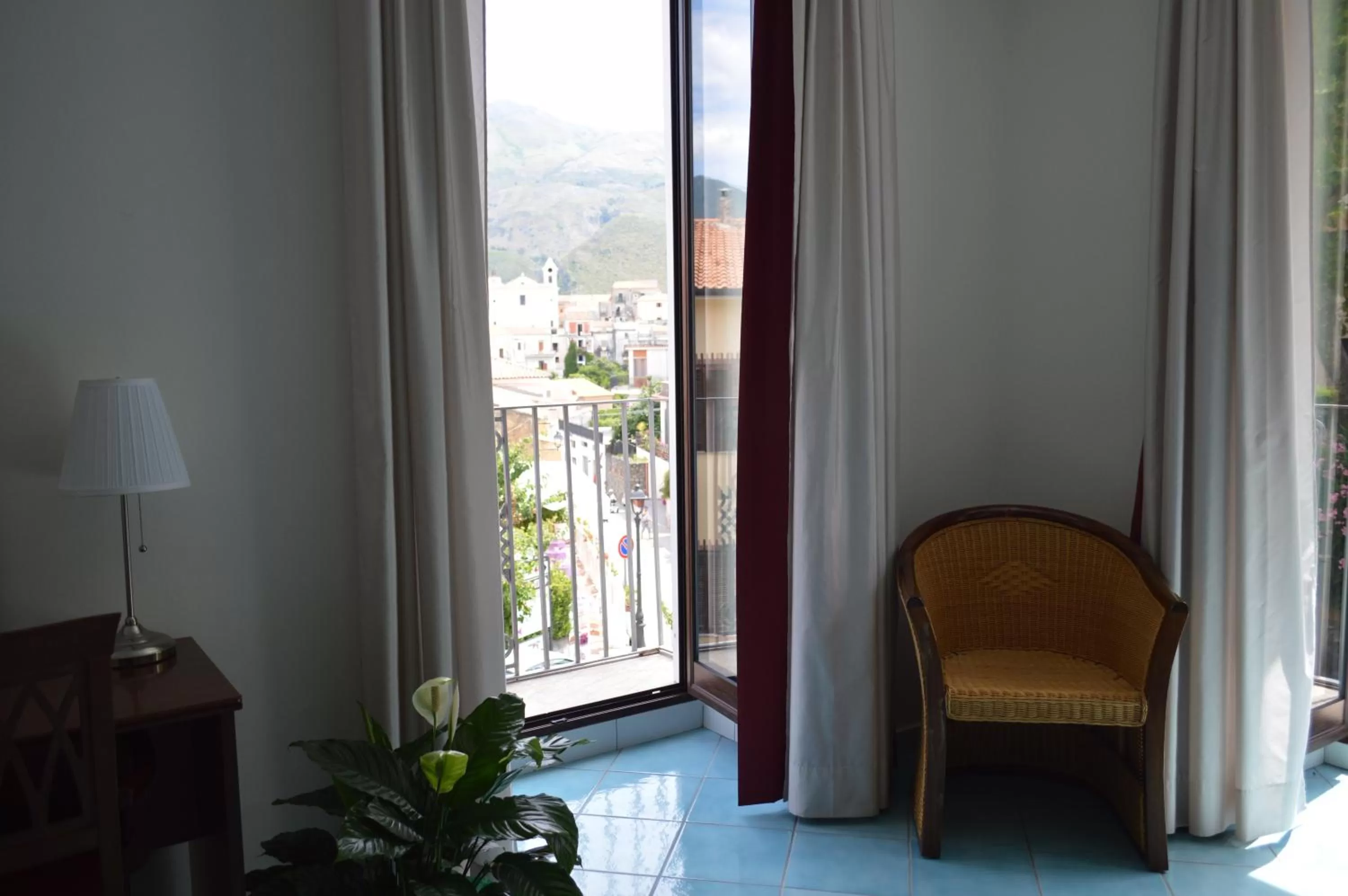 Decorative detail in Borgo 800