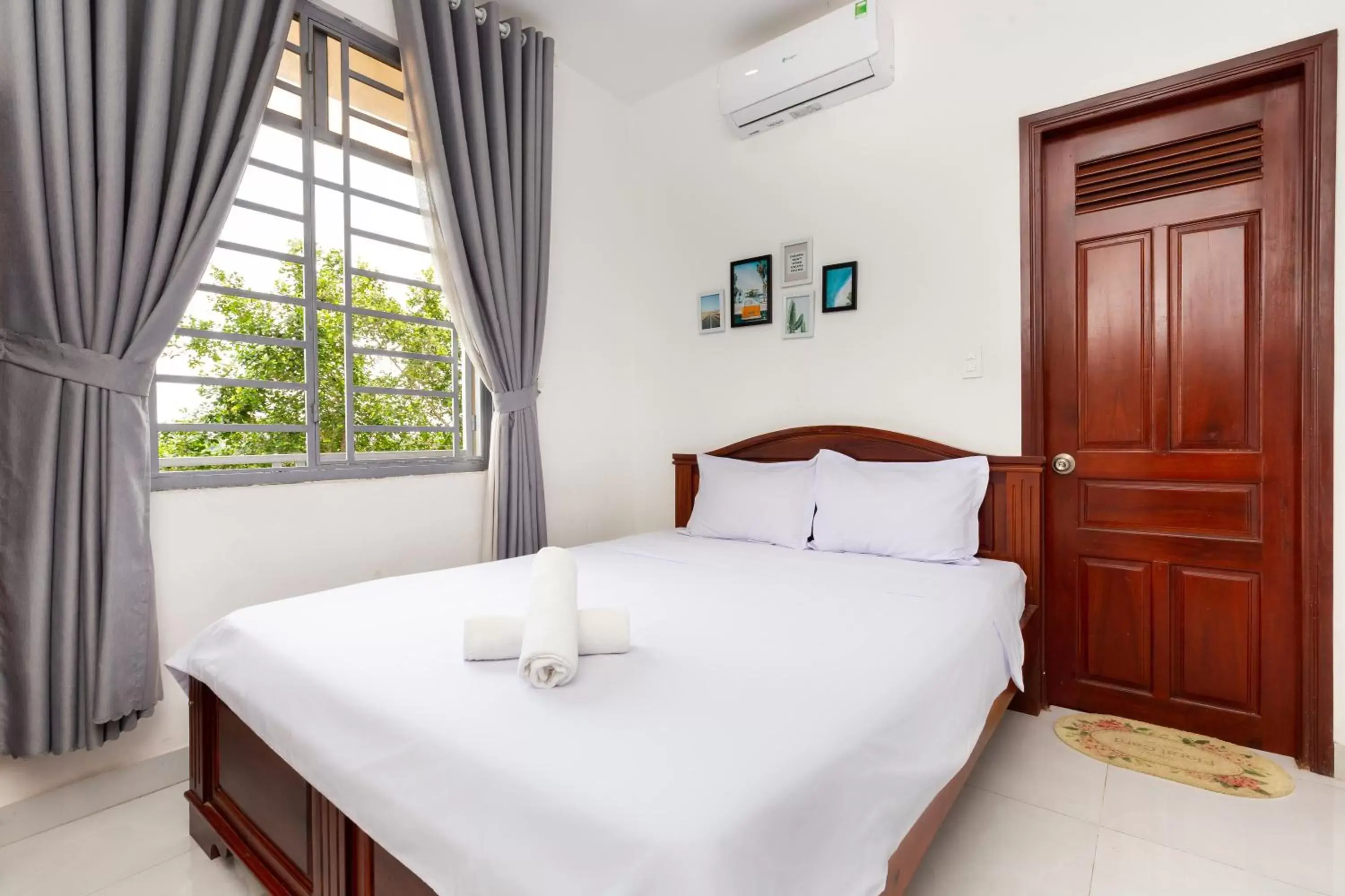 Superior Double Room in Luxury Vườn Lài Hotel Superior Double Room in Luxury Vườn Lài Hotel