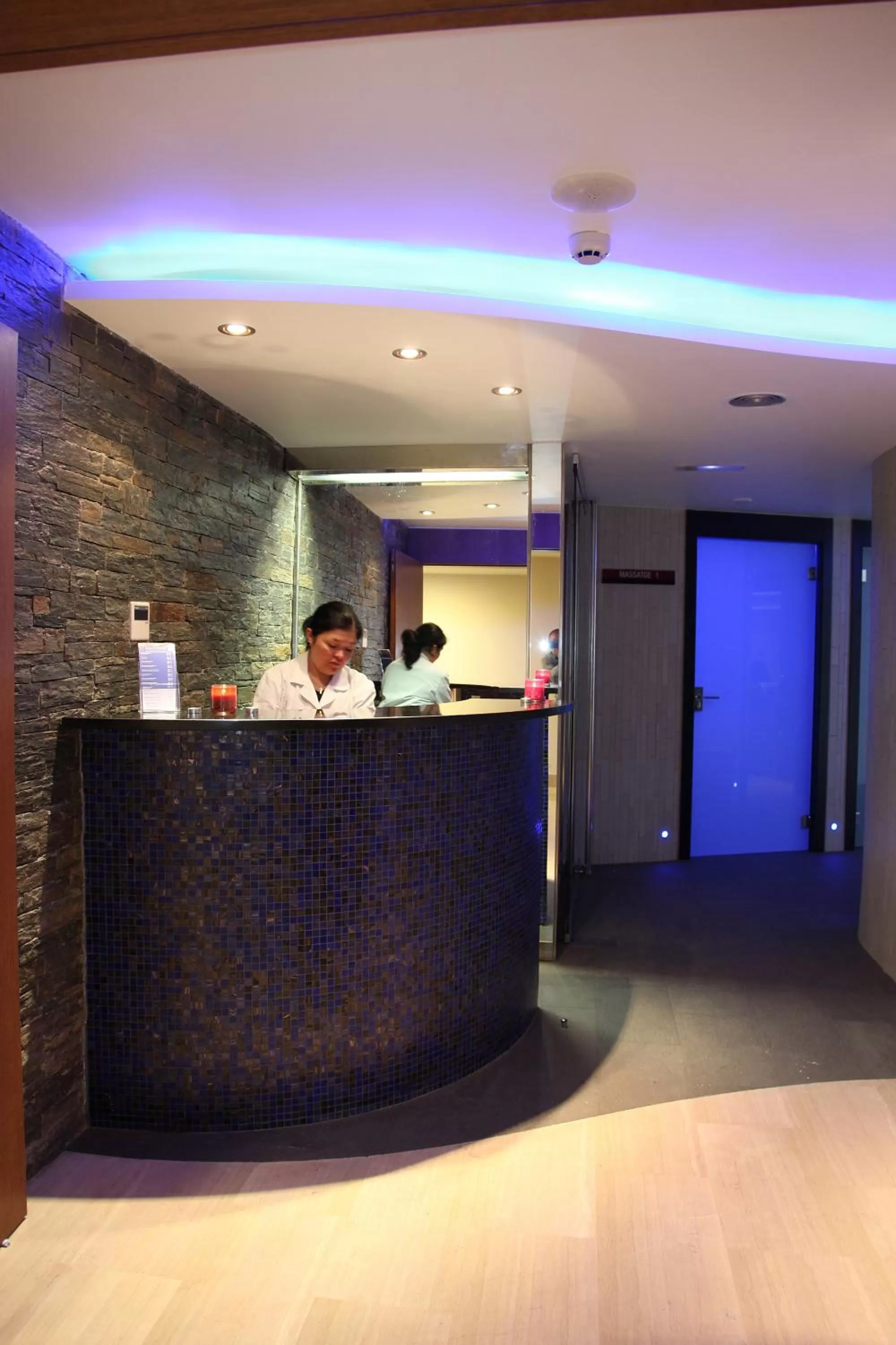 Spa and wellness centre/facilities in Yomo Centric