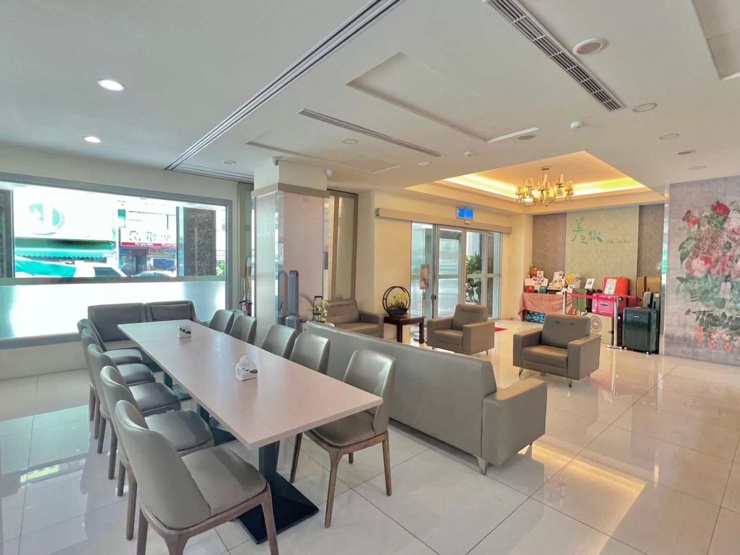 Seating area in Mei Hotel