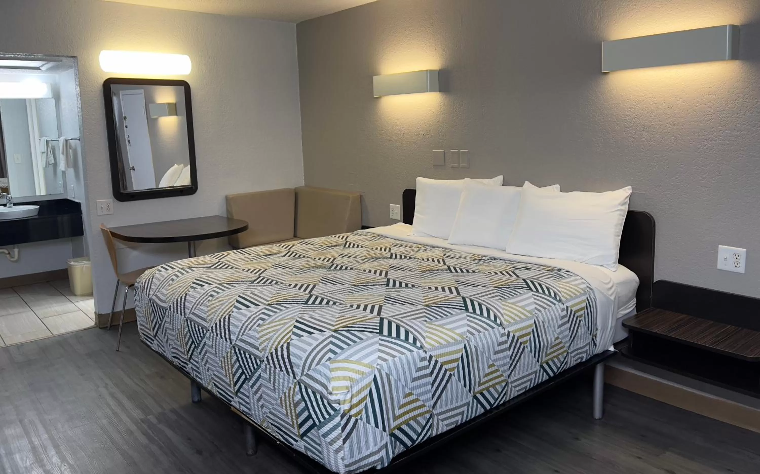 Bed in Motel 6-Sallisaw, OK