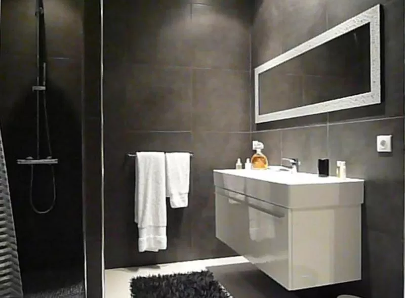 Bathroom in Château de Valloubière