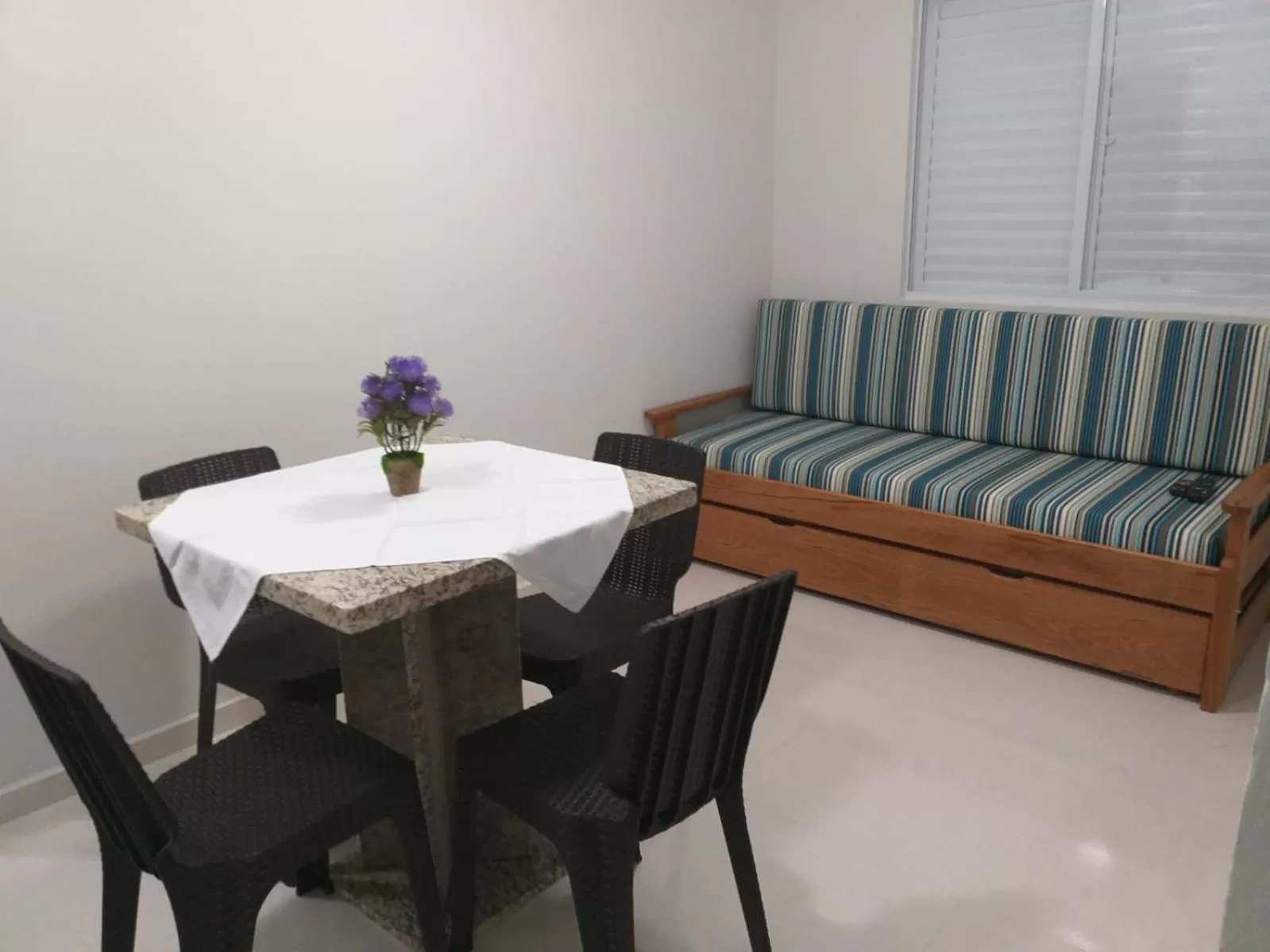 Living room, Dining Area in Pousada Gomes