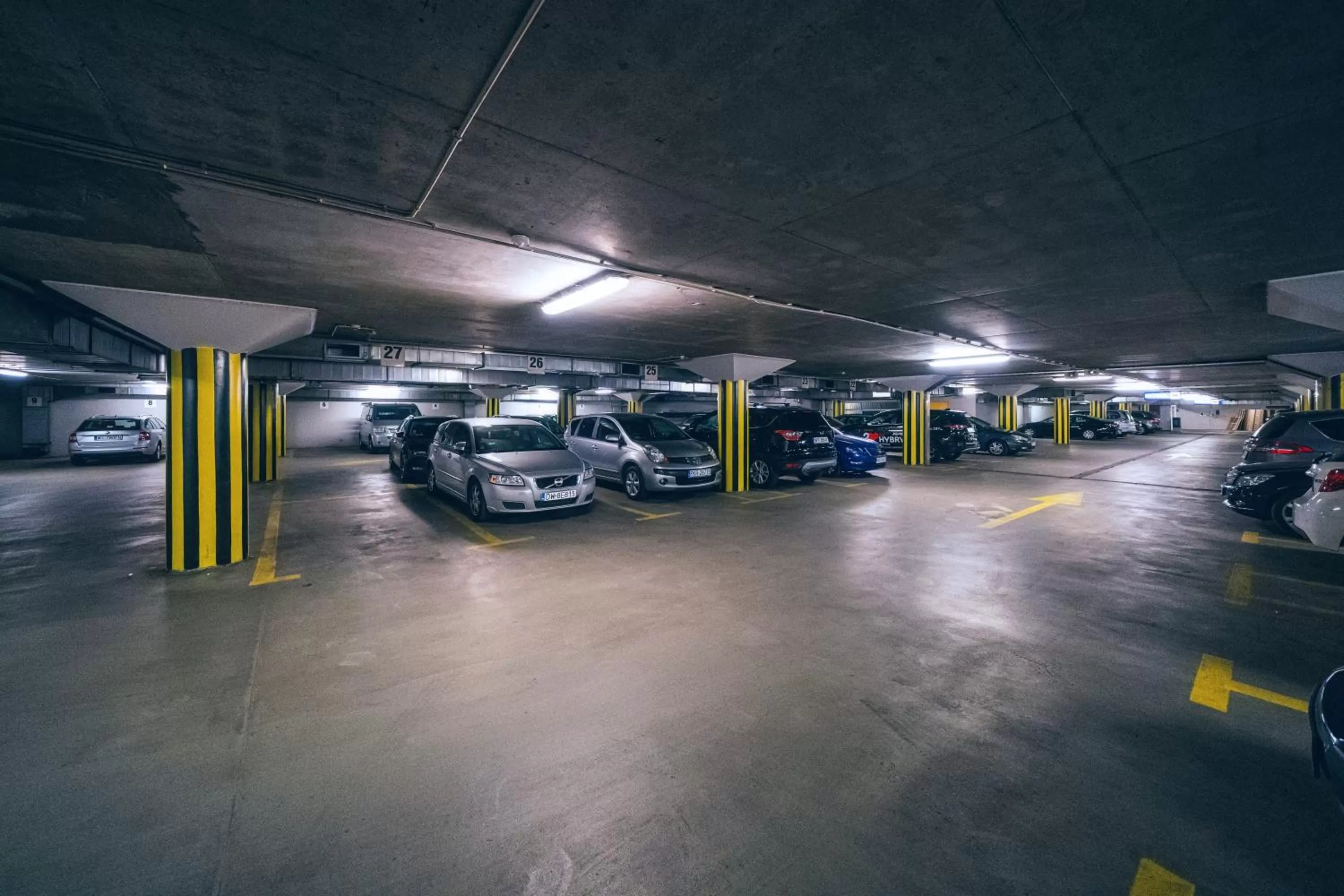 Parking in HP Park Plaza