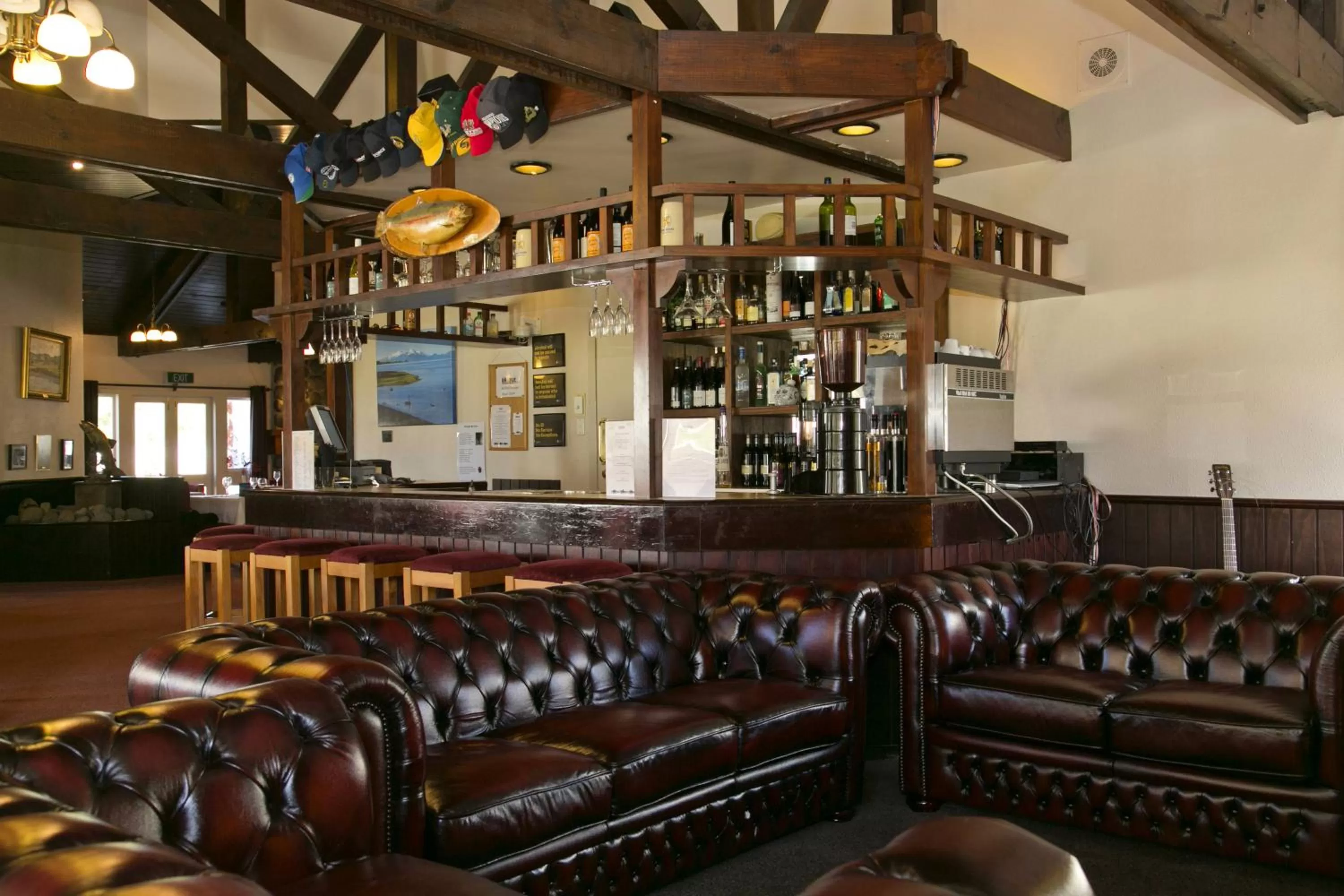 Lounge or bar in Turangi Bridge Motel