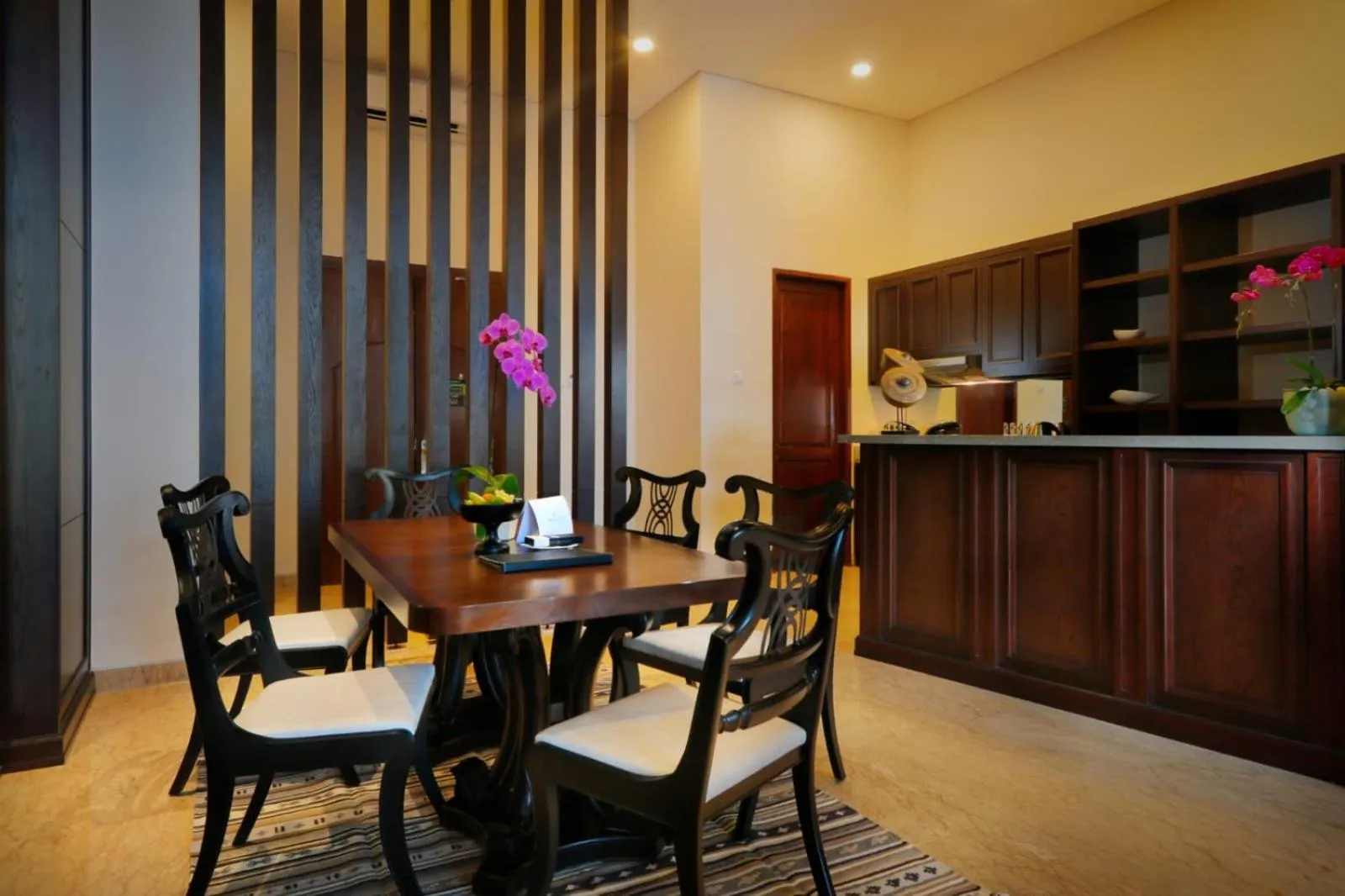 Kitchen or kitchenette in Royal Tulip Springhill Resort Jimbaran