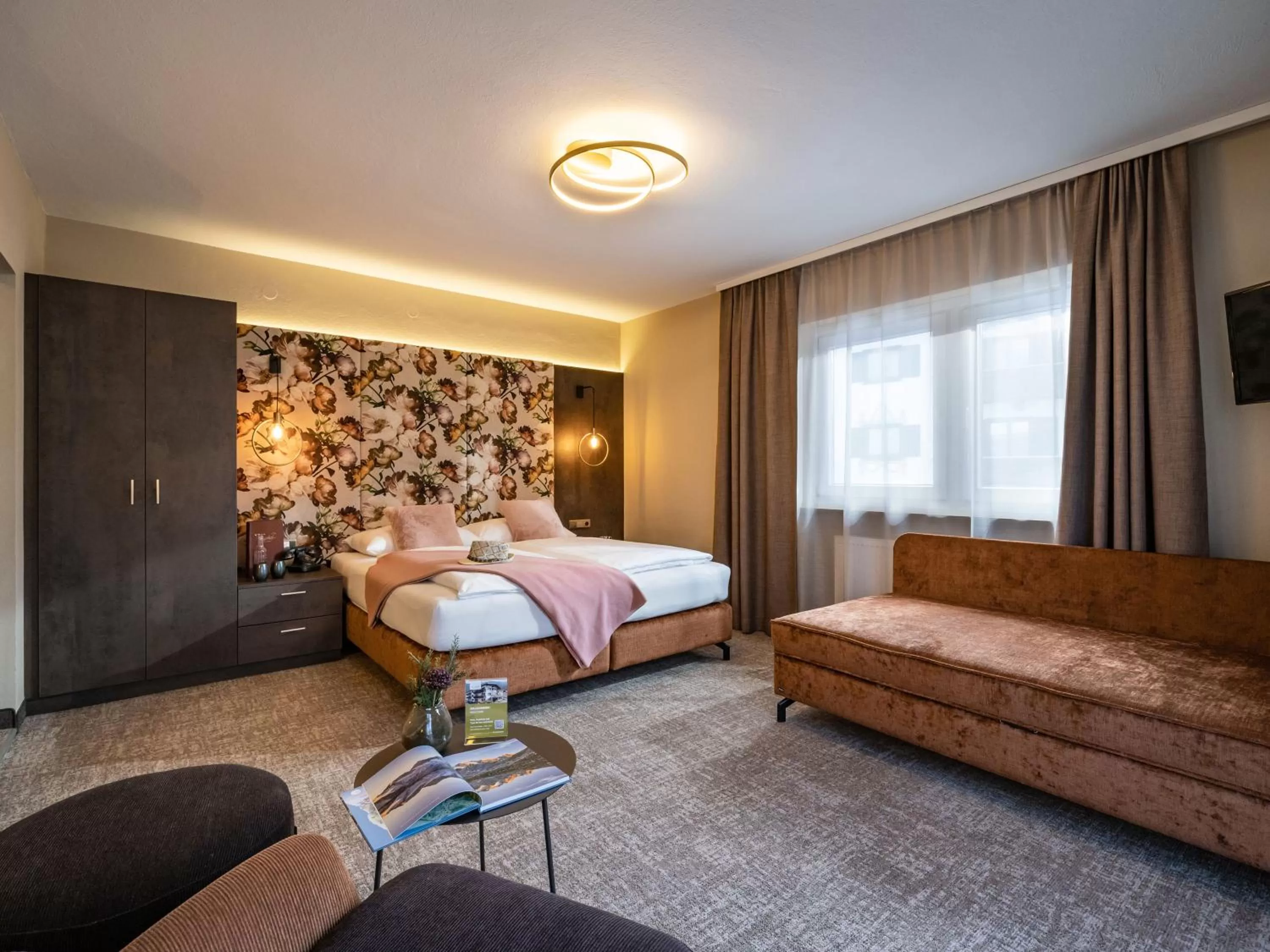 Photo of the whole room in Hotel Jägerhof und Jagdhaus