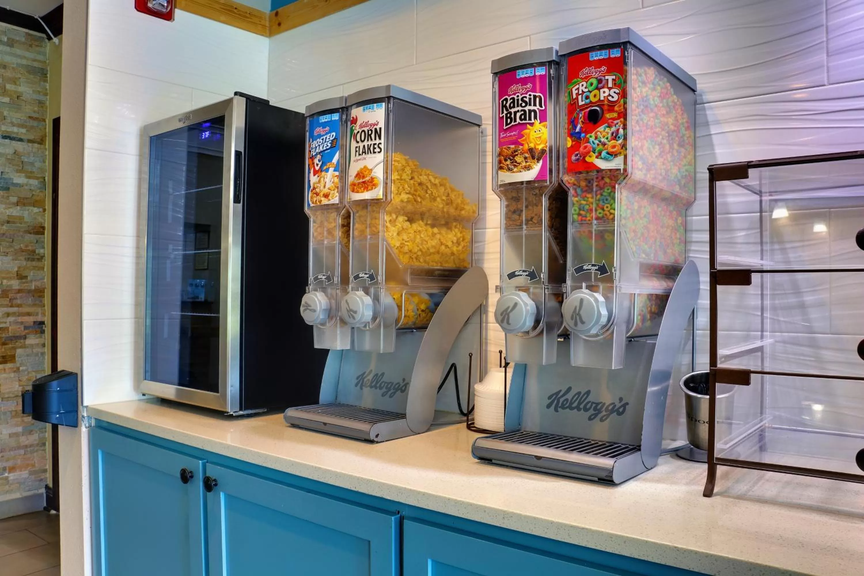 Food in Country Inn & Suites by Radisson, Savannah Gateway, GA