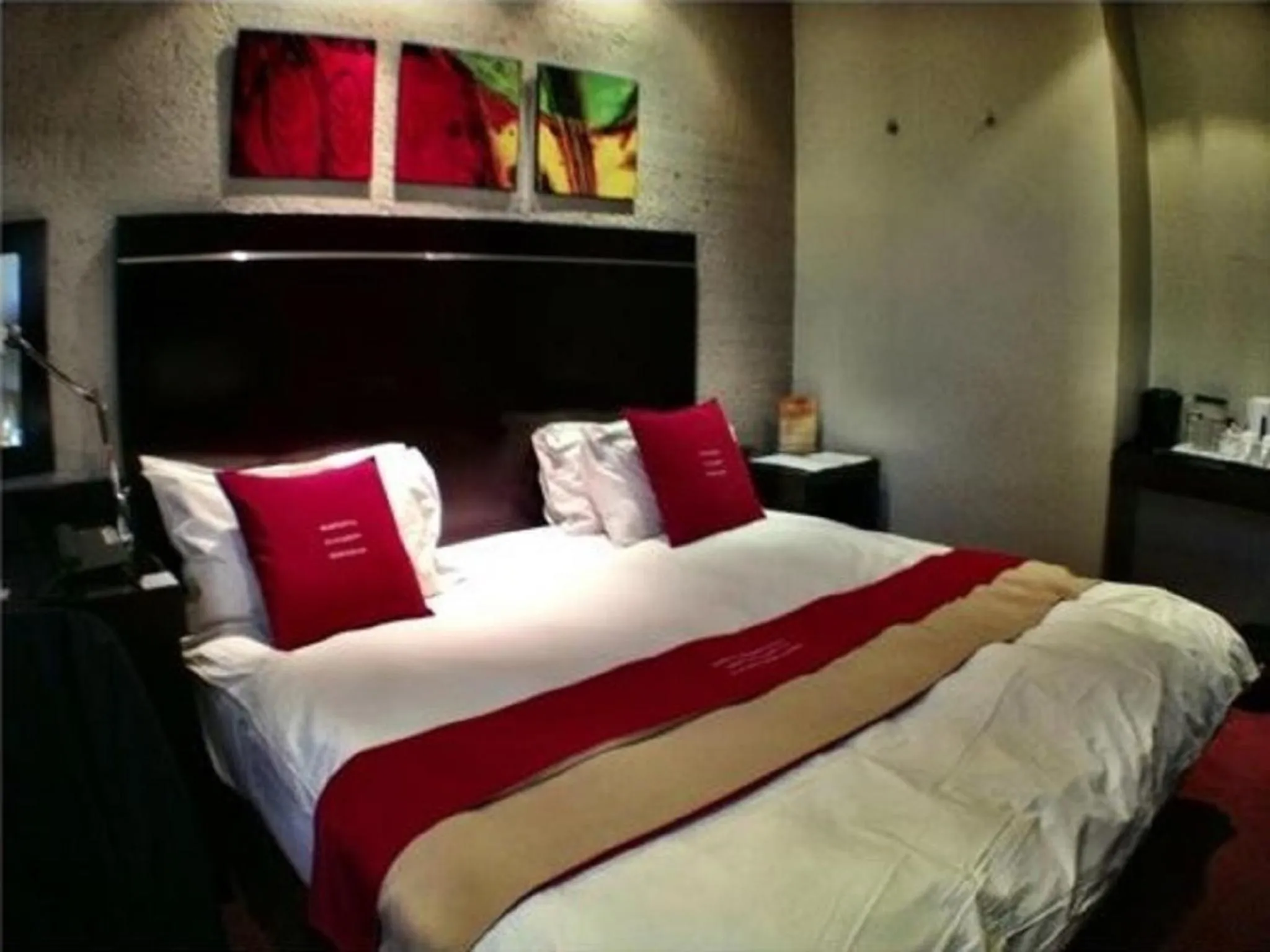 Bed in Peermont Metcourt Inn at the Grand Palm, Gaborone