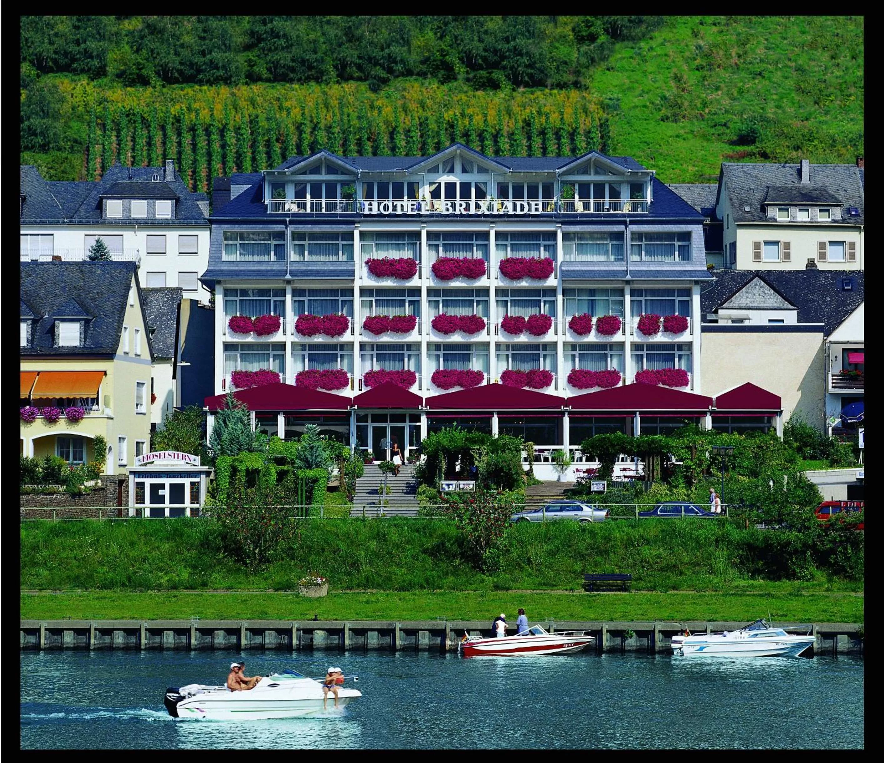 Facade/entrance in Moselstern Hotel Brixiade &Triton