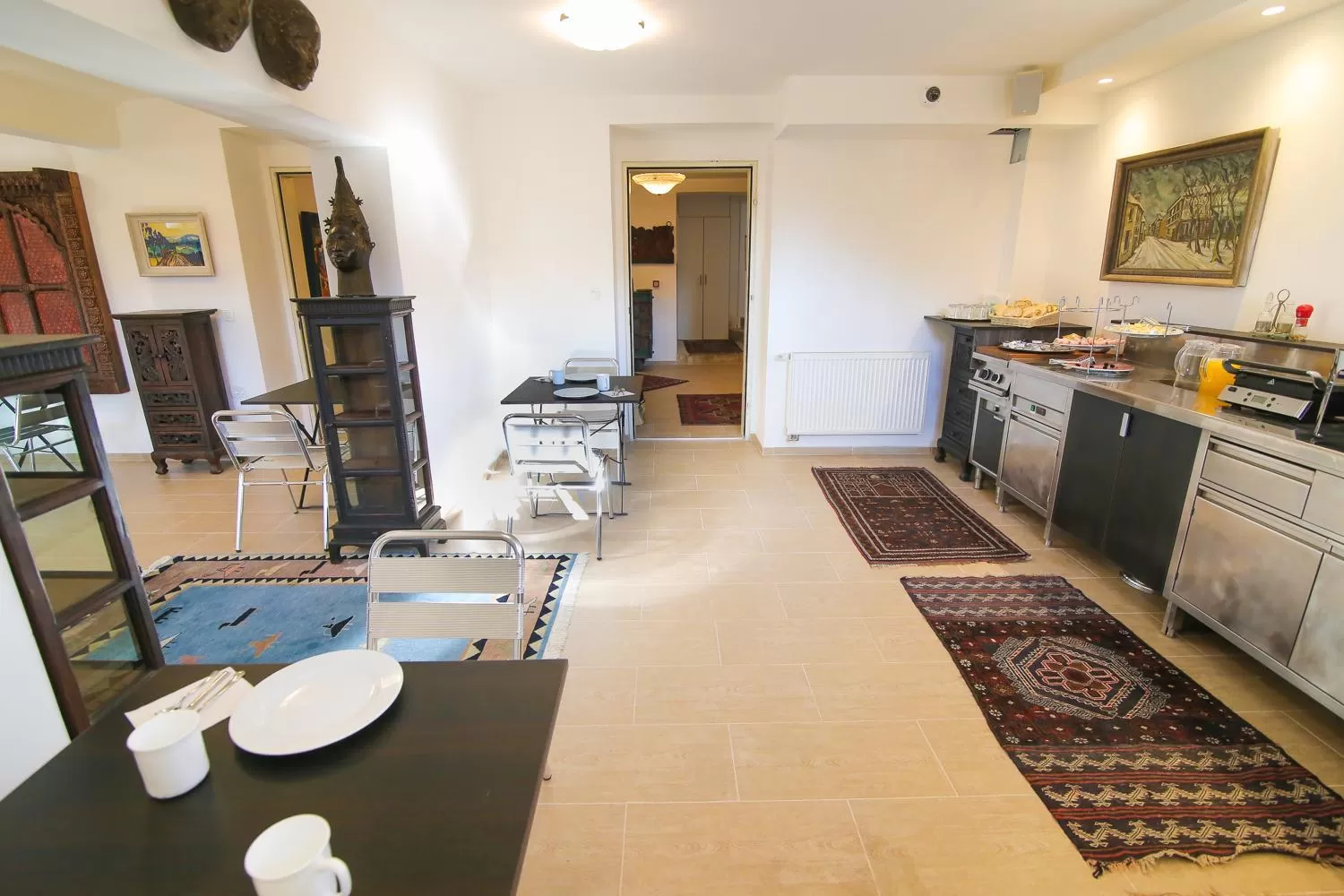 Dining area in Hotel Vila Katrca