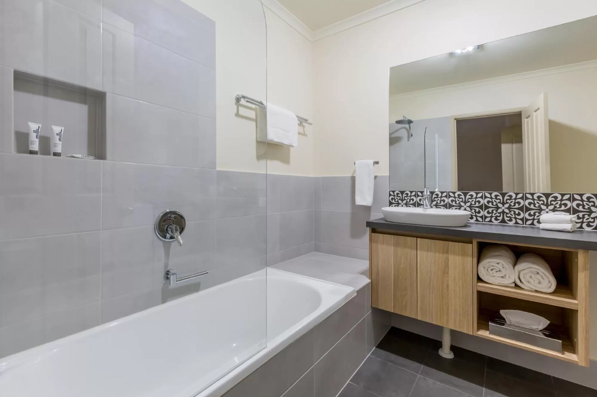 Shower in Quest Tamworth