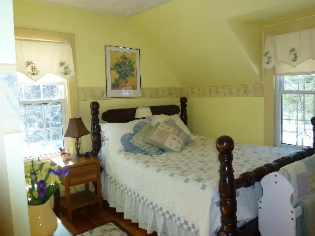 Double Room with Private Bathroom in Spruce Moose Lodge Double Room with Private Bathroom in Spruce Moose Lodge