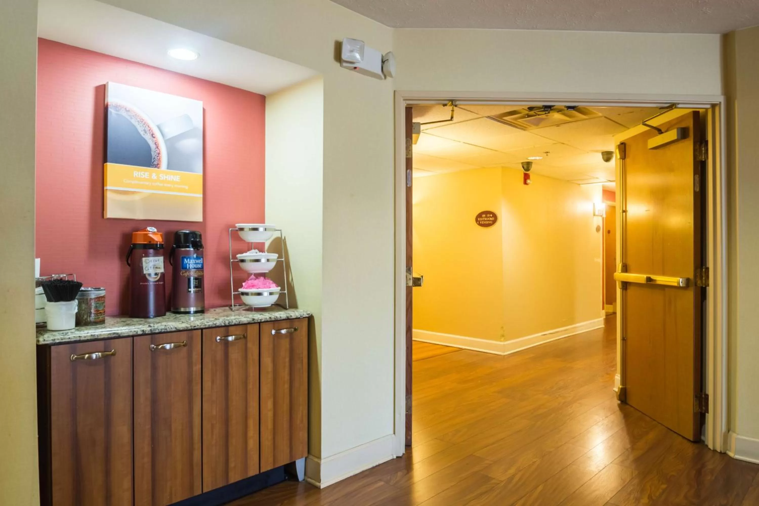 Lobby or reception in Motel 6-Indianapolis, IN - Airport