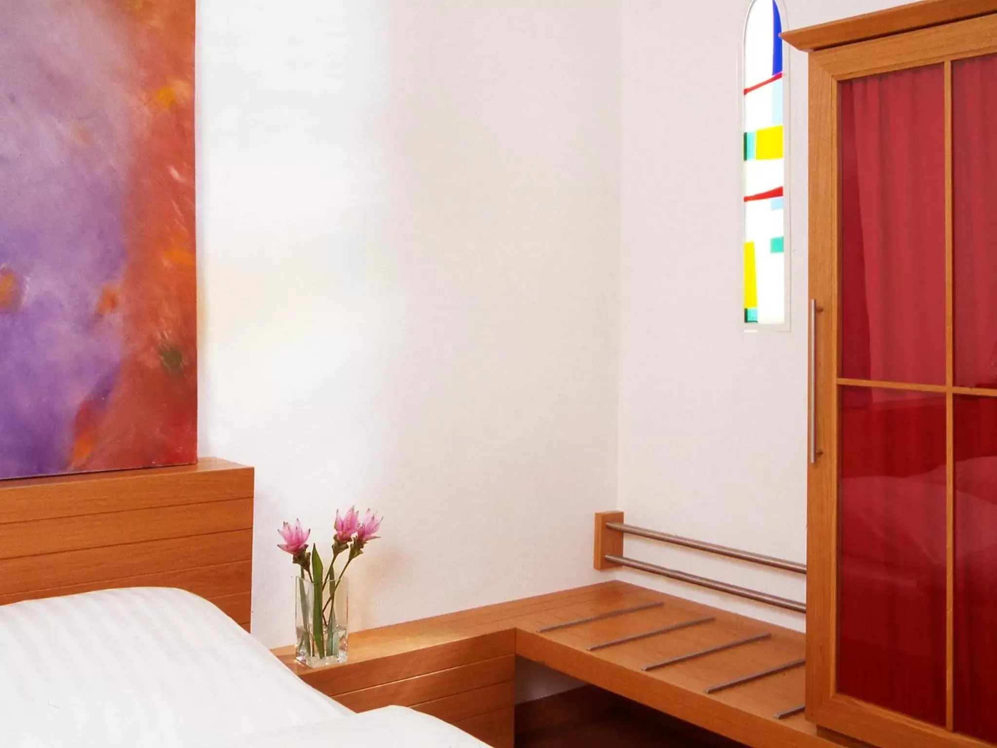 Double Room in 1st Creatif Hotel Elephant Double Room in 1st Creatif Hotel Elephant