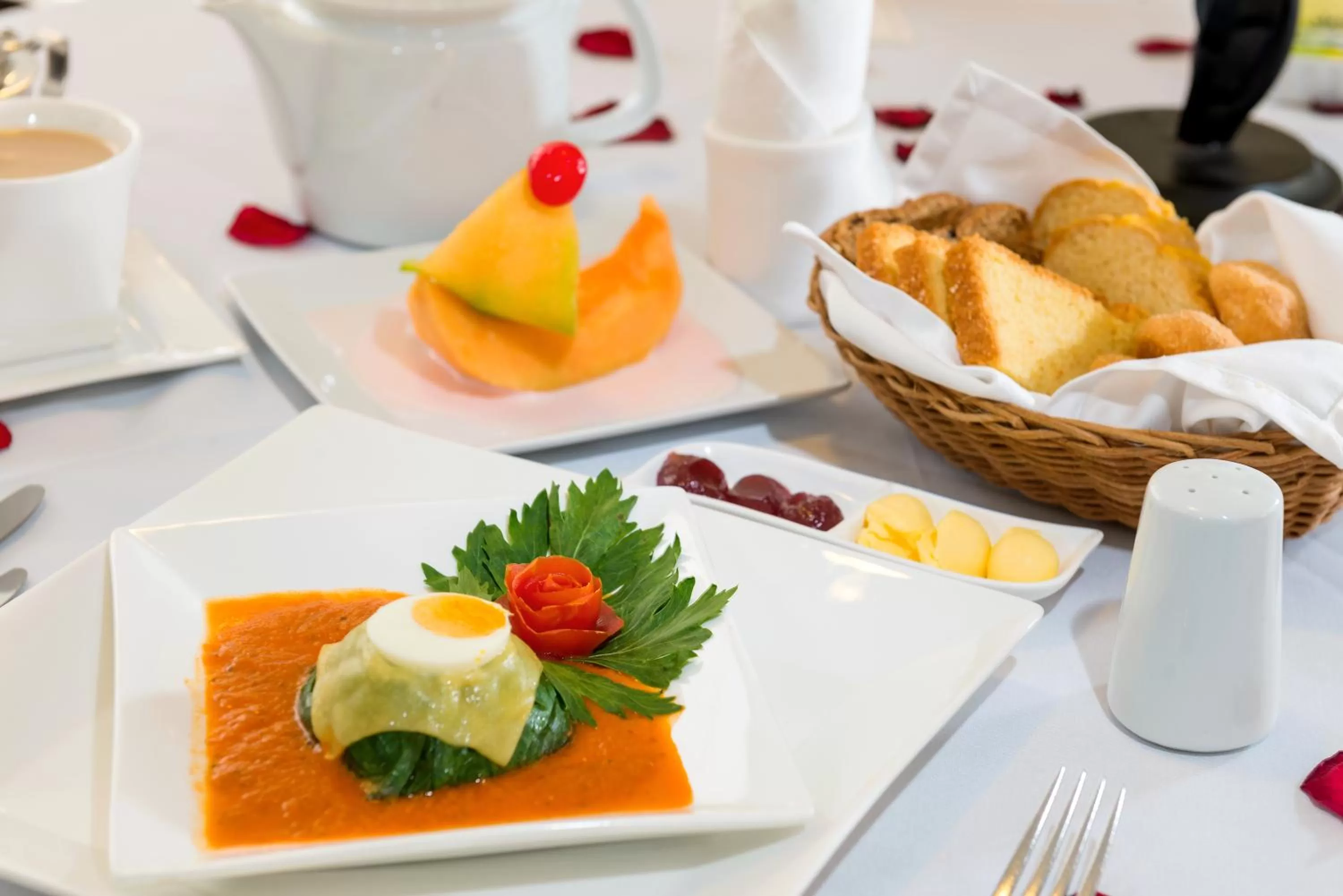 Food in Hotel Dann Combeima