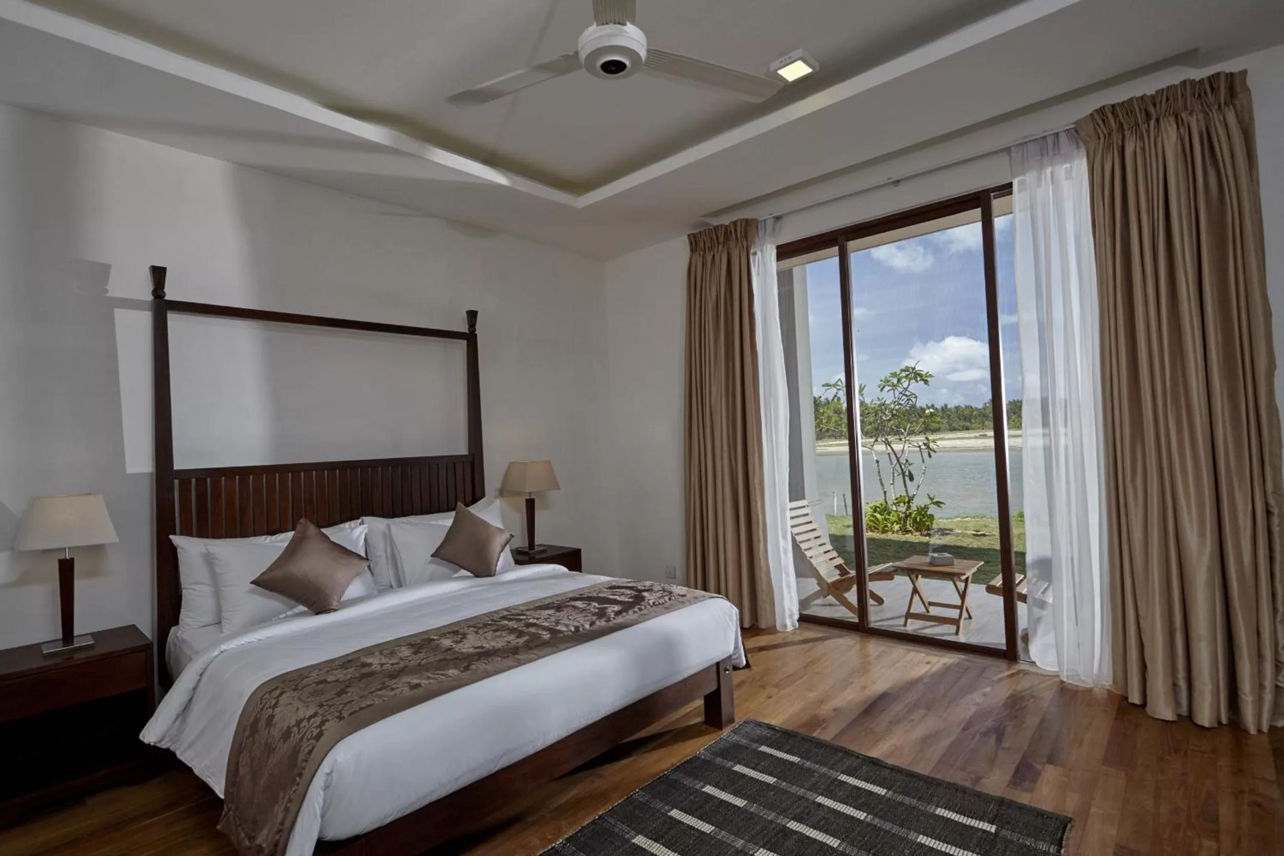 Bedroom, Bed in Amaranthe Bay Resort & Spa