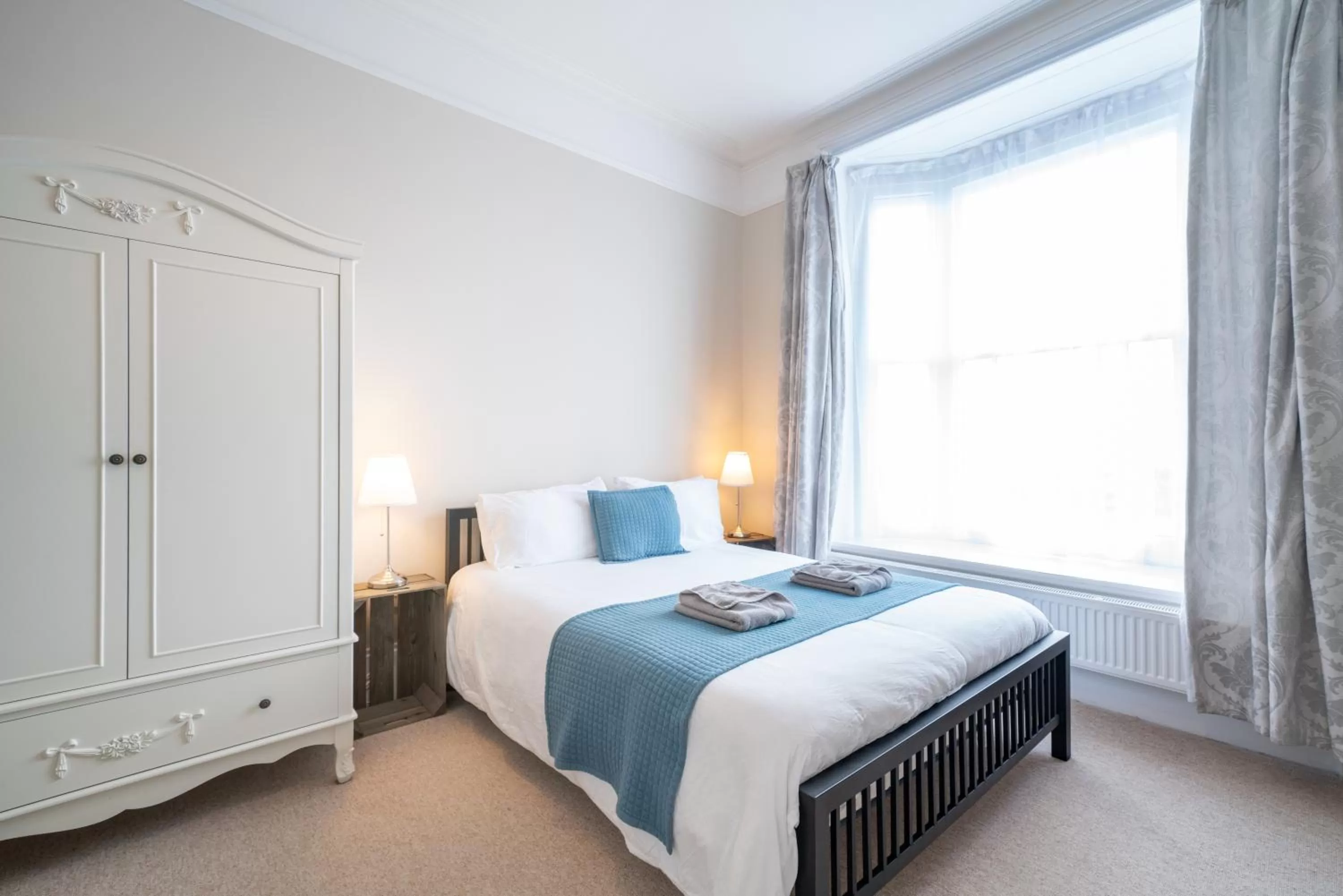 Bed in The Veteran Hotel & Bar