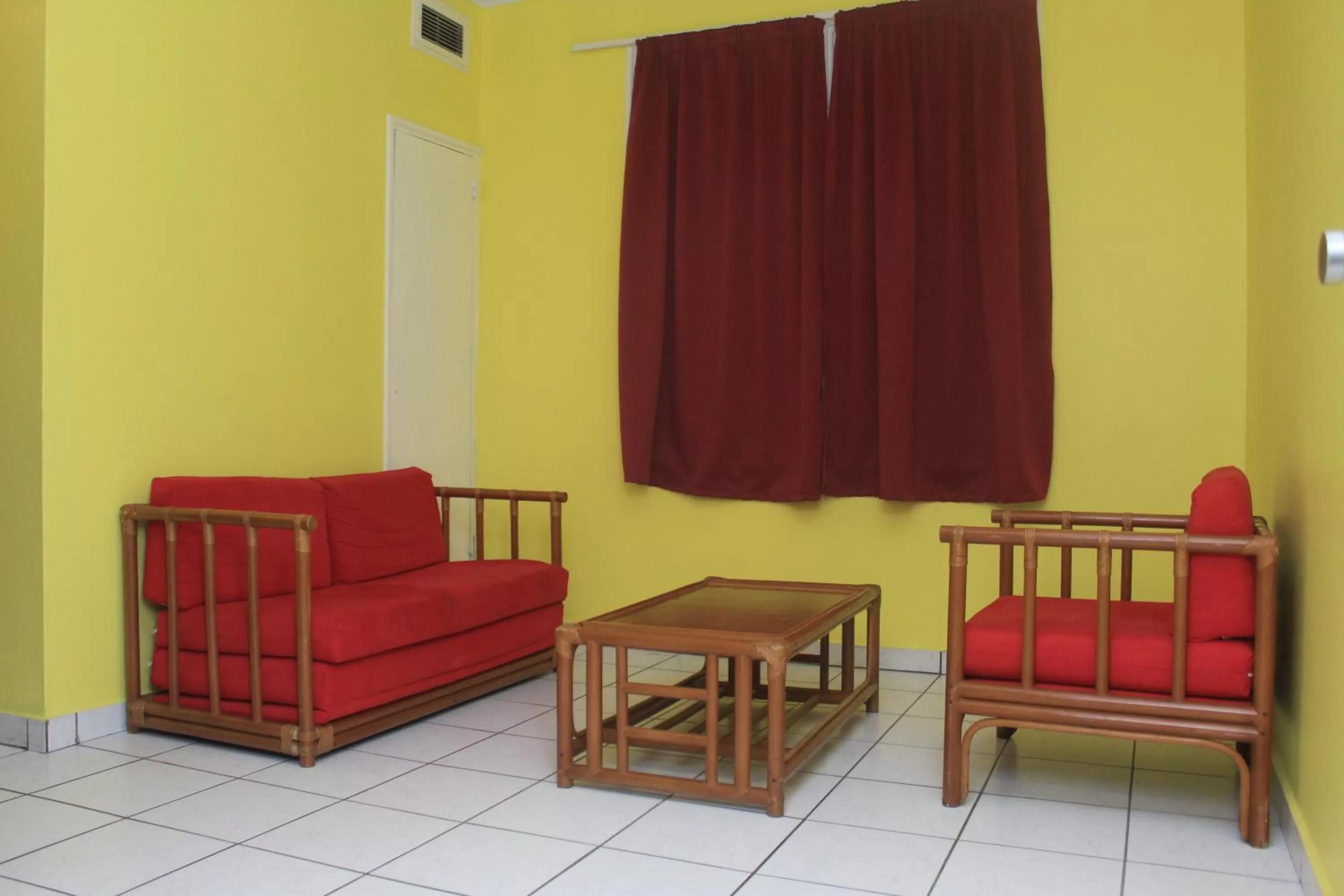 Living room, Seating Area in Zeelandia Suites