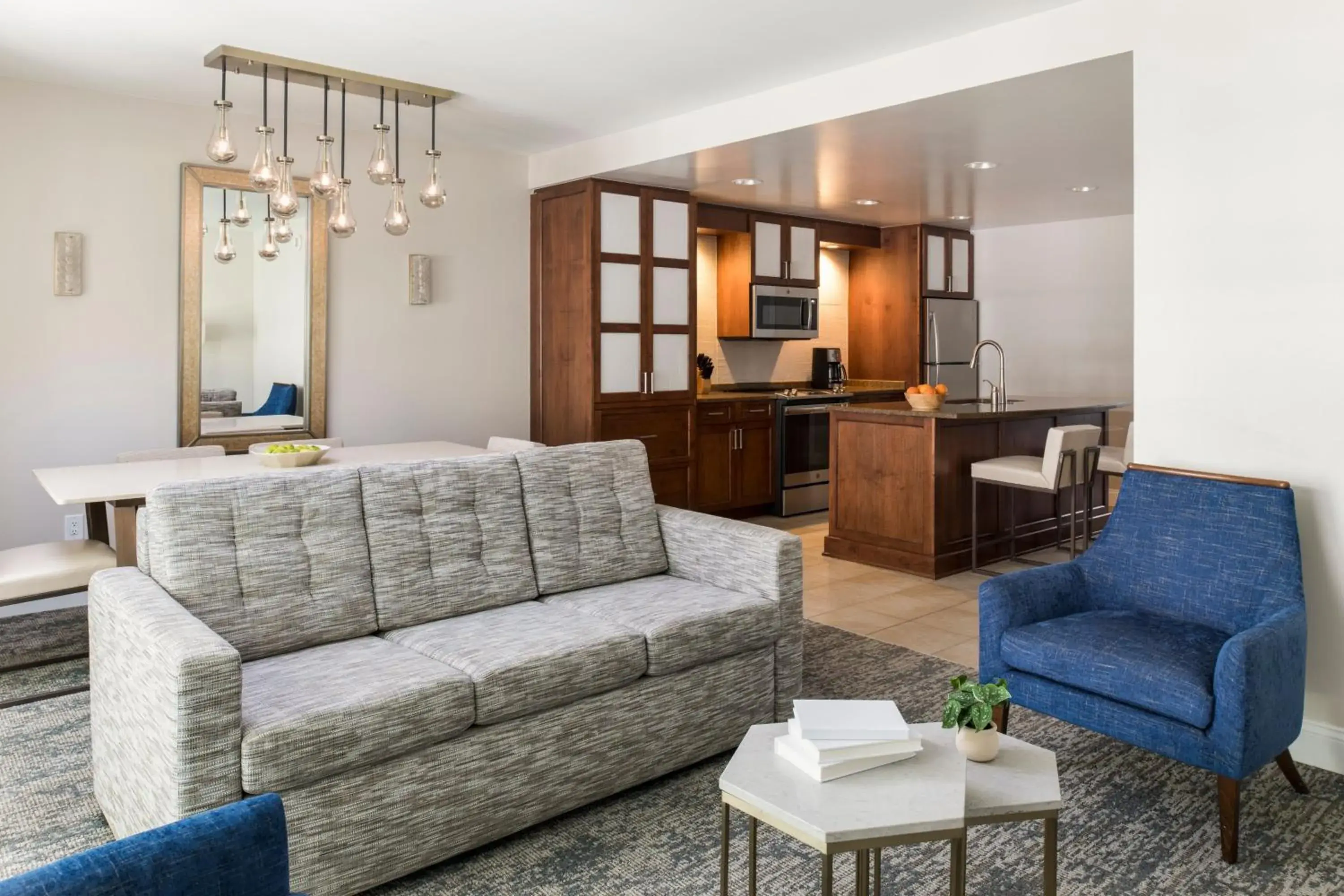 Two-Bedroom Townhouse in Marriott's Lakeshore Reserve Two-Bedroom Townhouse in Marriott's Lakeshore Reserve