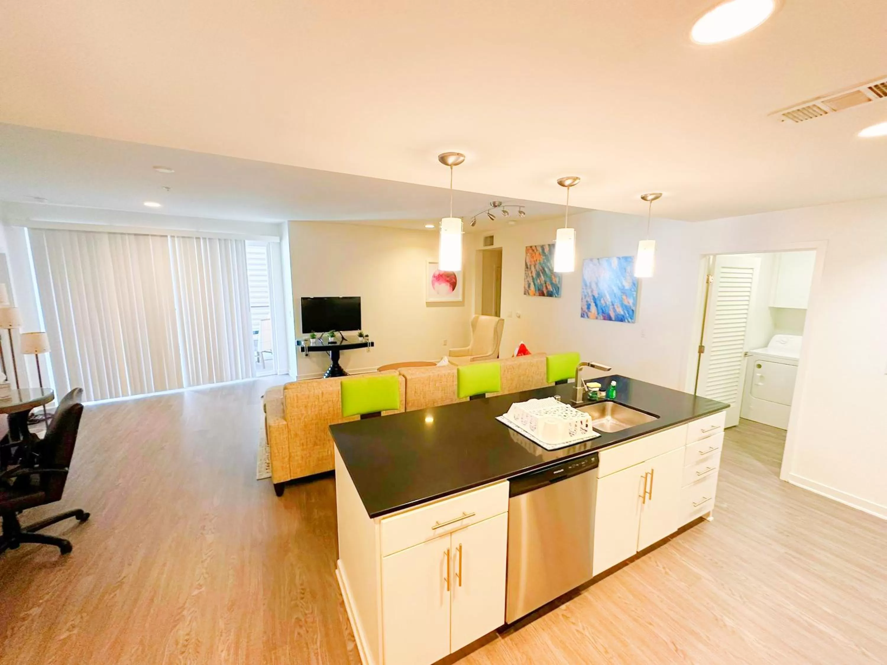 One-Bedroom Apartment in StaysPro - Cityscape Luxury Rental Homes in the Heart of Los Angeles