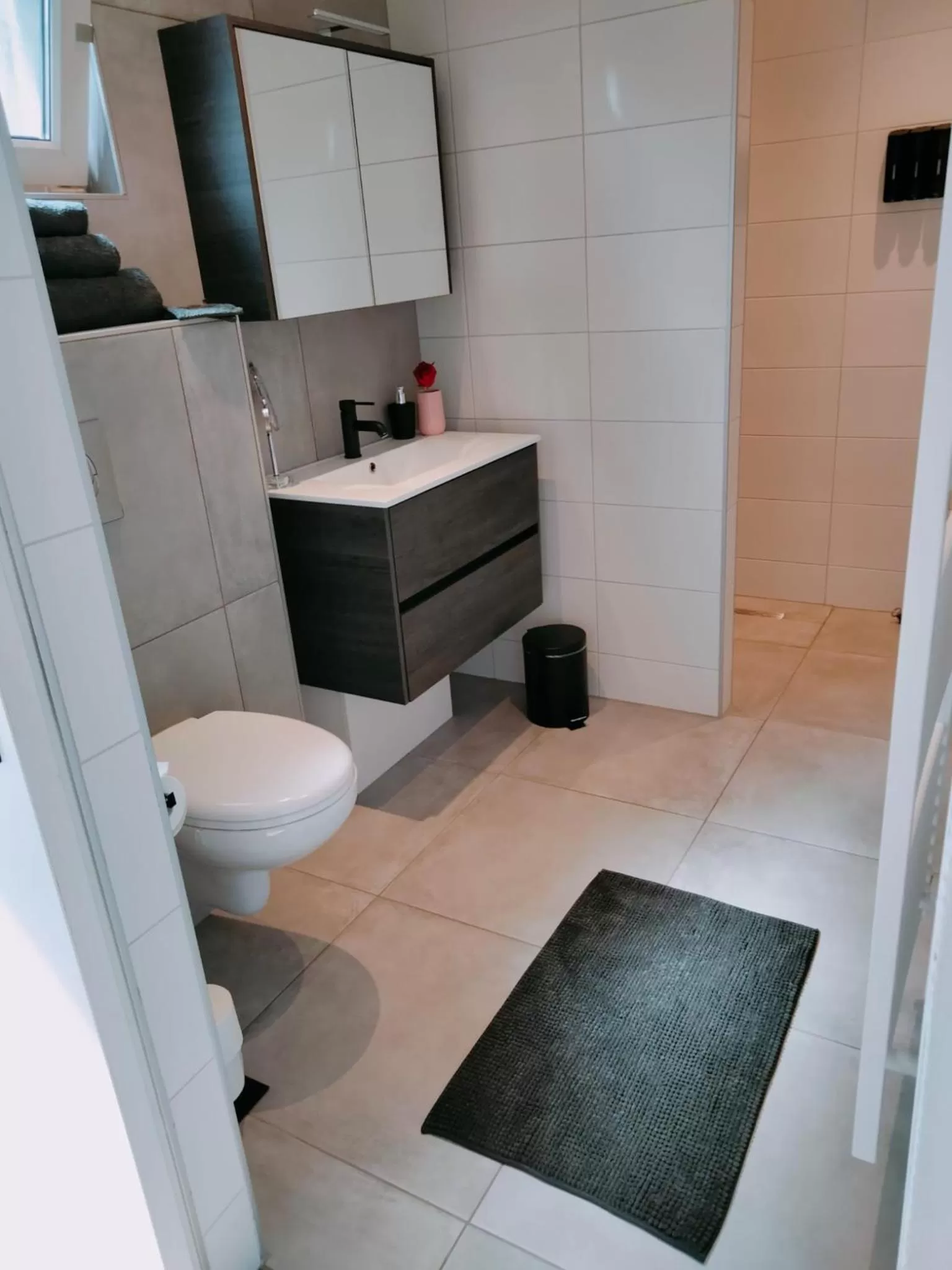 Bathroom in Bed & Breakfast Bij de Wilg