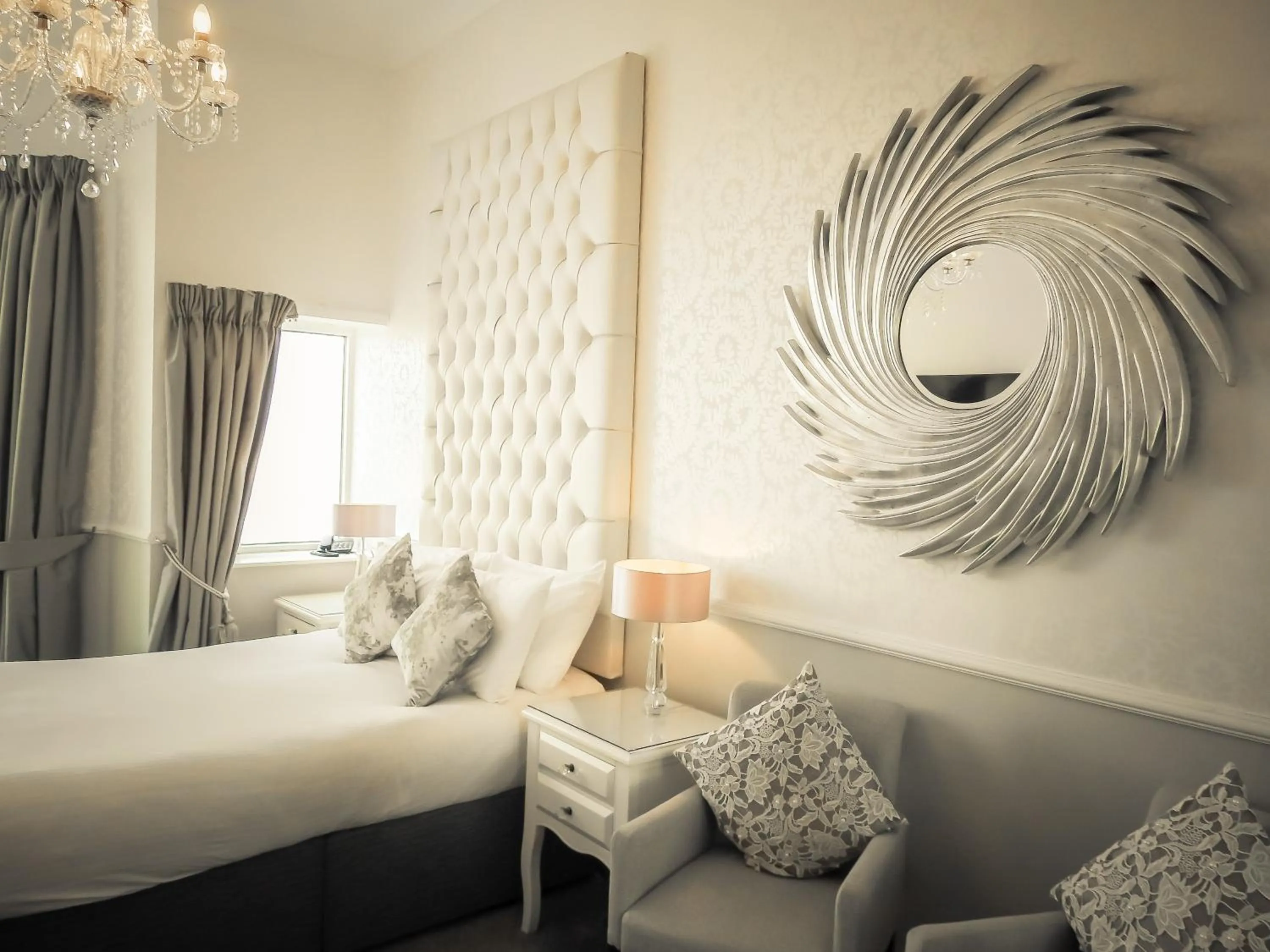 Bed in Park House Hotel