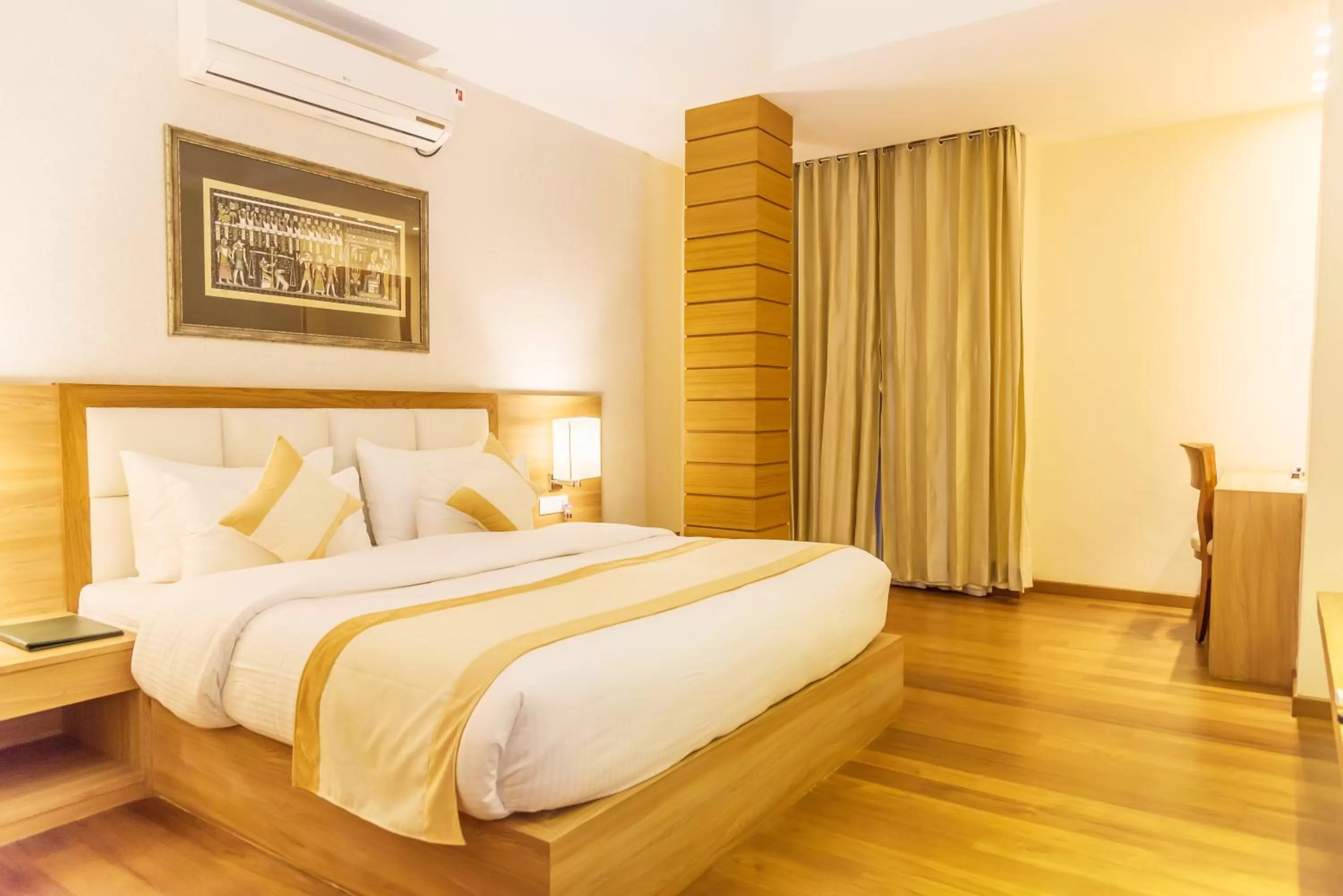 Bed in Sangai Continental (The Boutique Hotel)