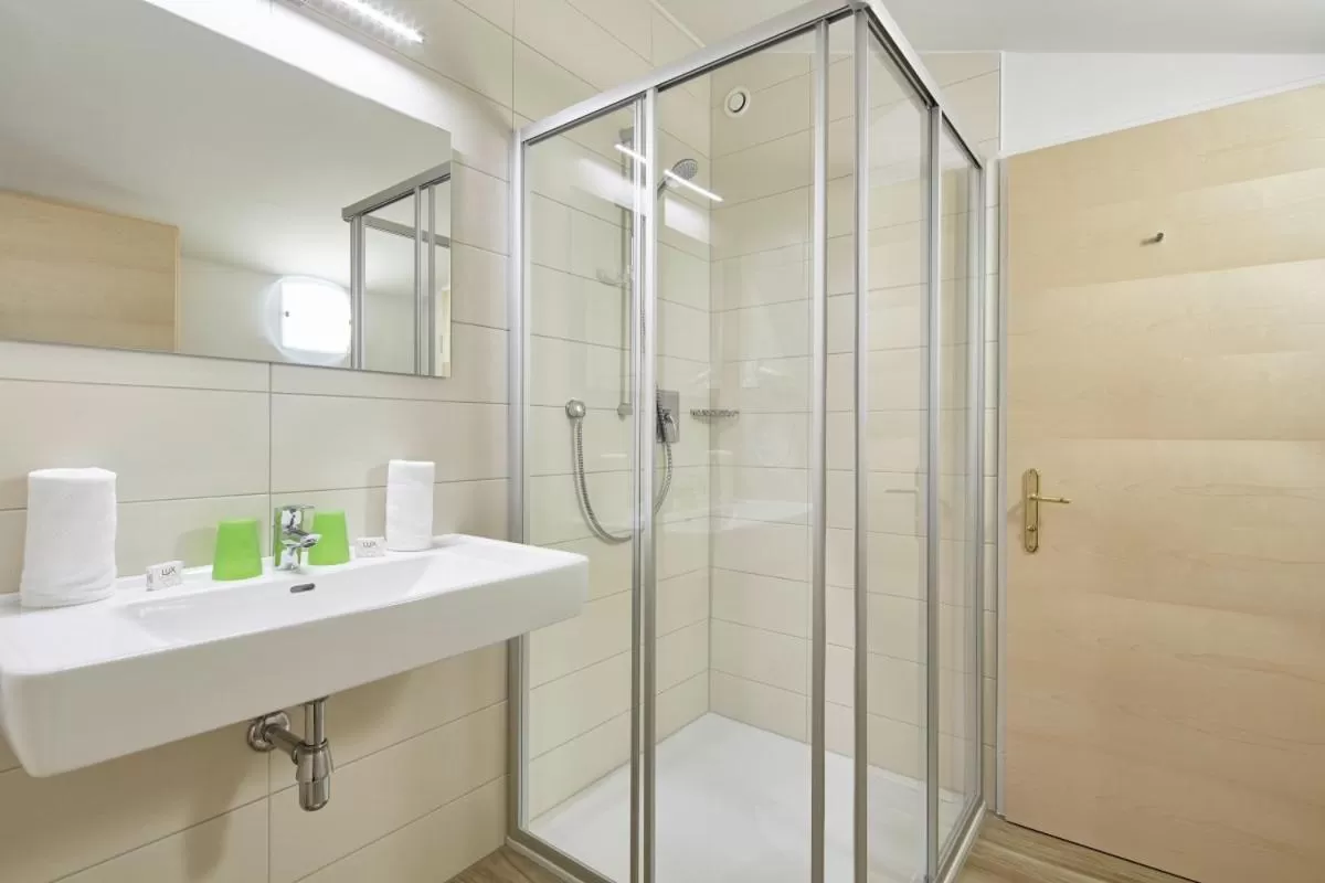 Bathroom in Gasthof Salzstadl