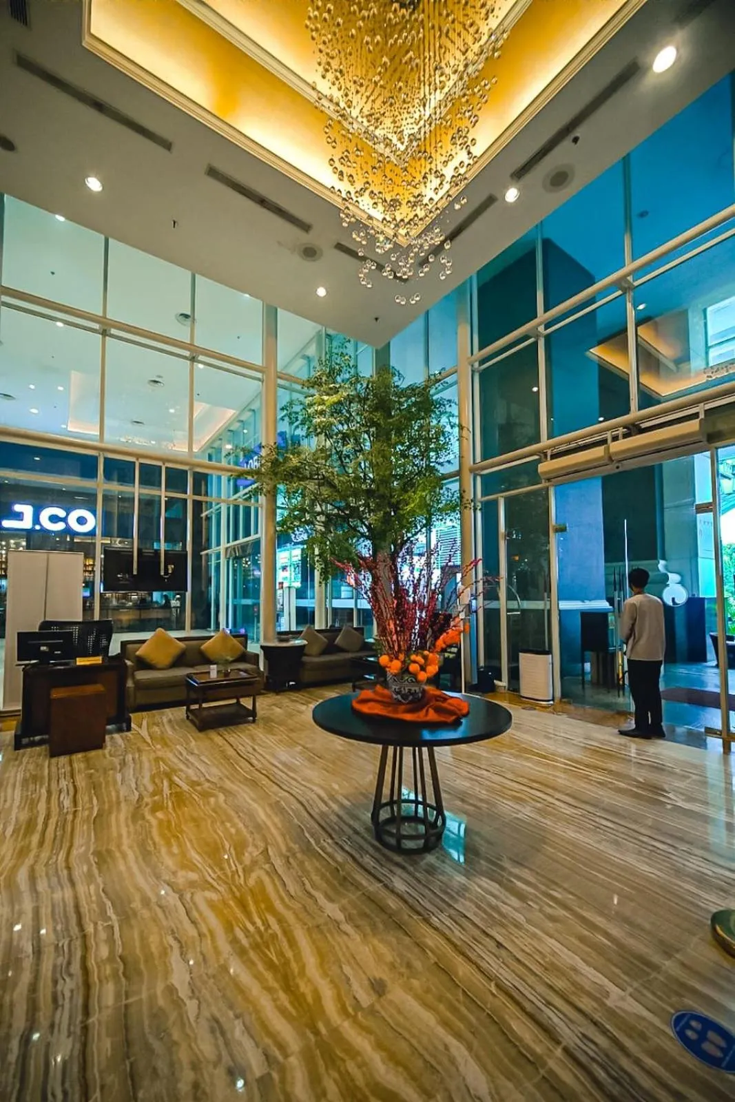 Lobby or reception in All Sedayu Hotel Kelapa Gading