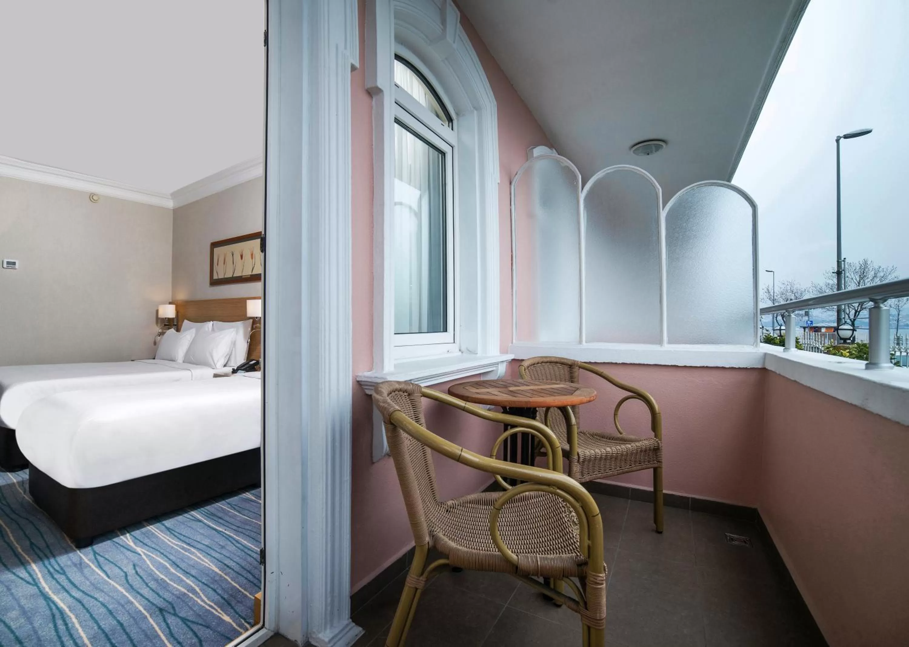 Balcony/Terrace, Bed in Radisson Hotel Istanbul Sultanahmet
