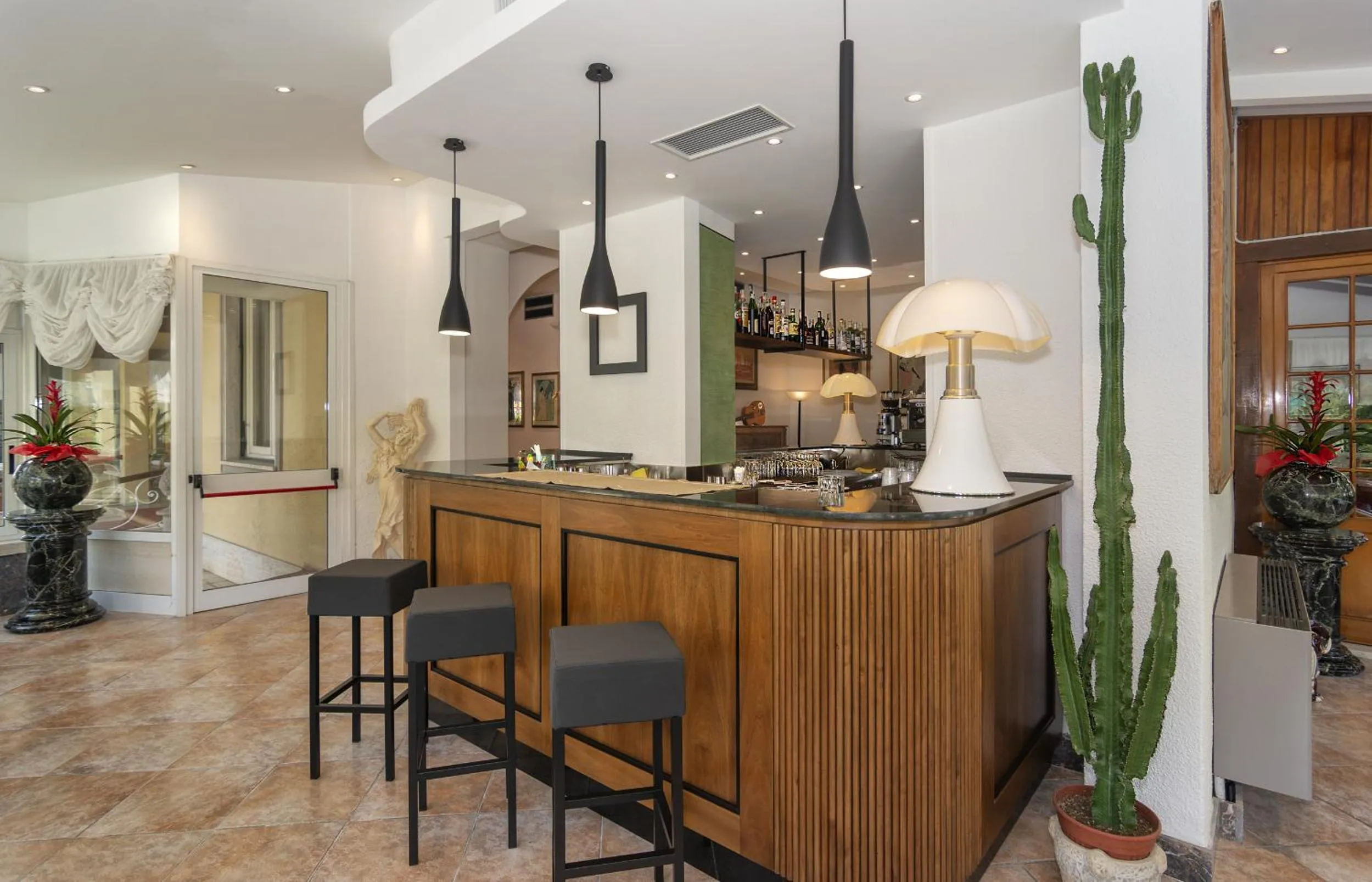 Lounge or bar in Hotel Verdemare