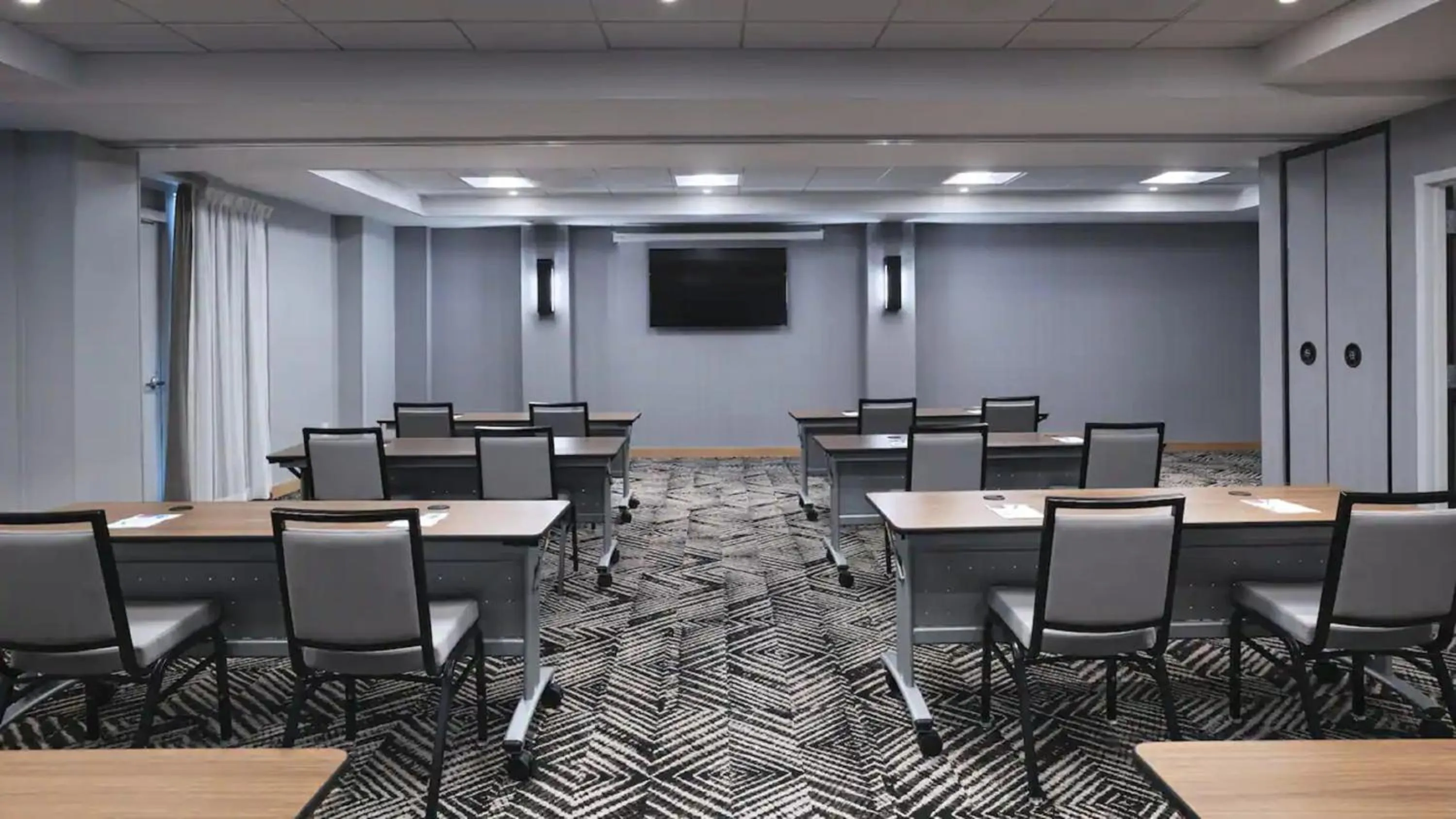 Business facilities in Hyatt Place Austin The Domain Area