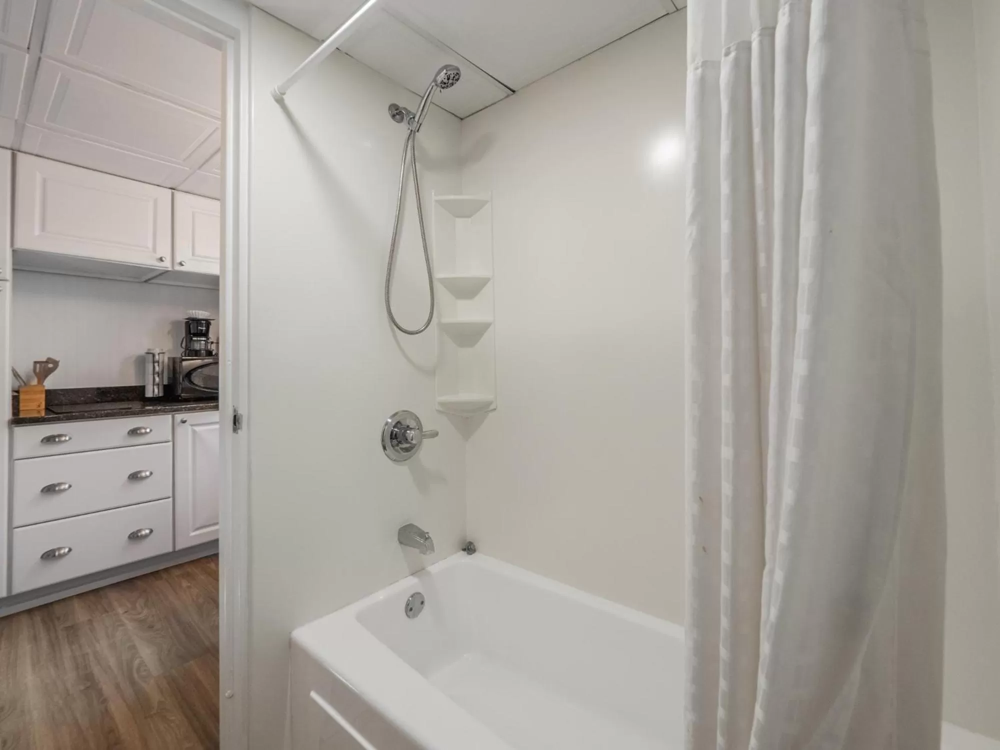Property building, Bathroom in The Waterway Pet Friendly by Carolina Retreats