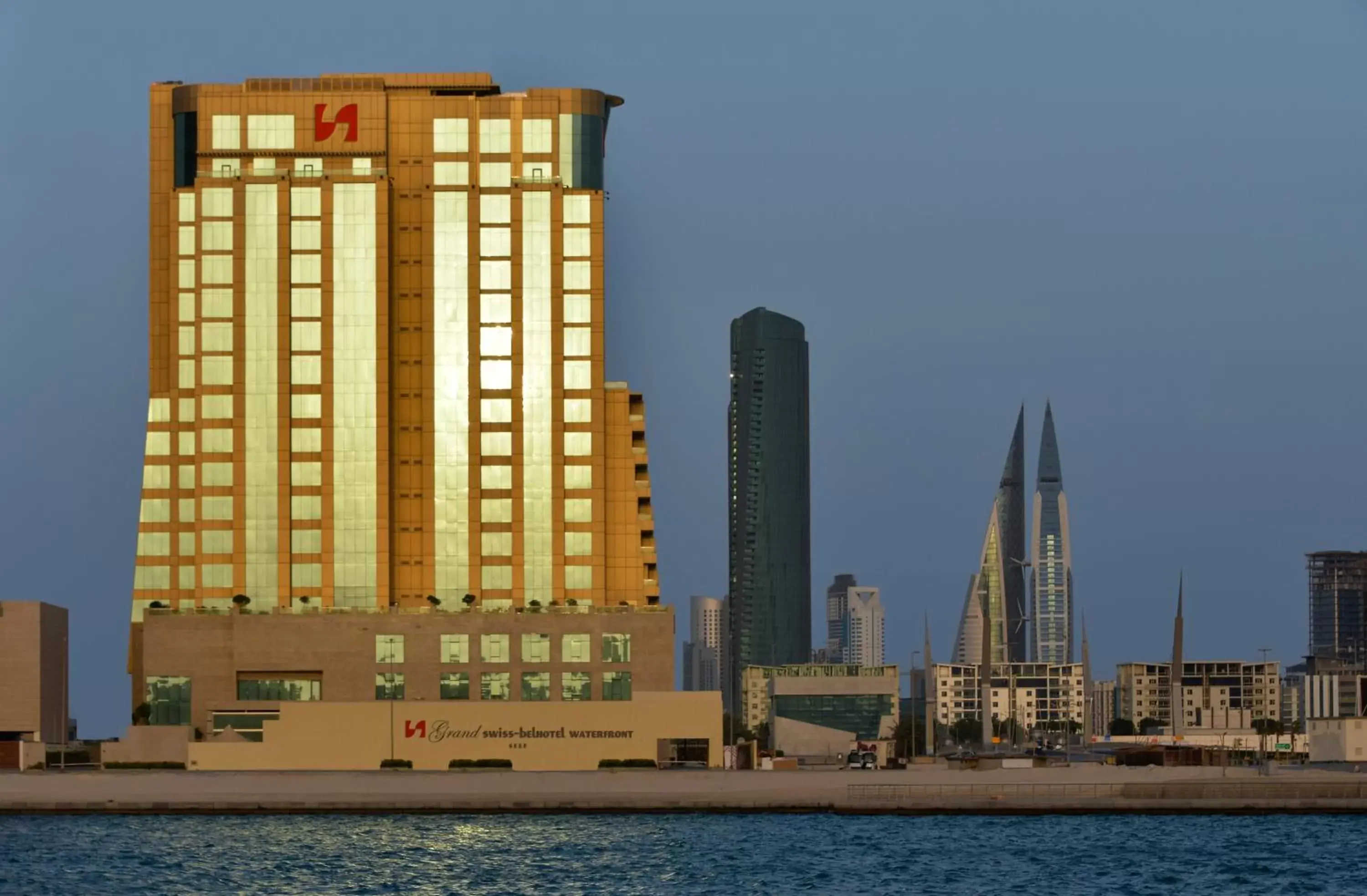 Grand Swiss-Belhotel Waterfront Seef Grand Swiss-Belhotel Waterfront Seef