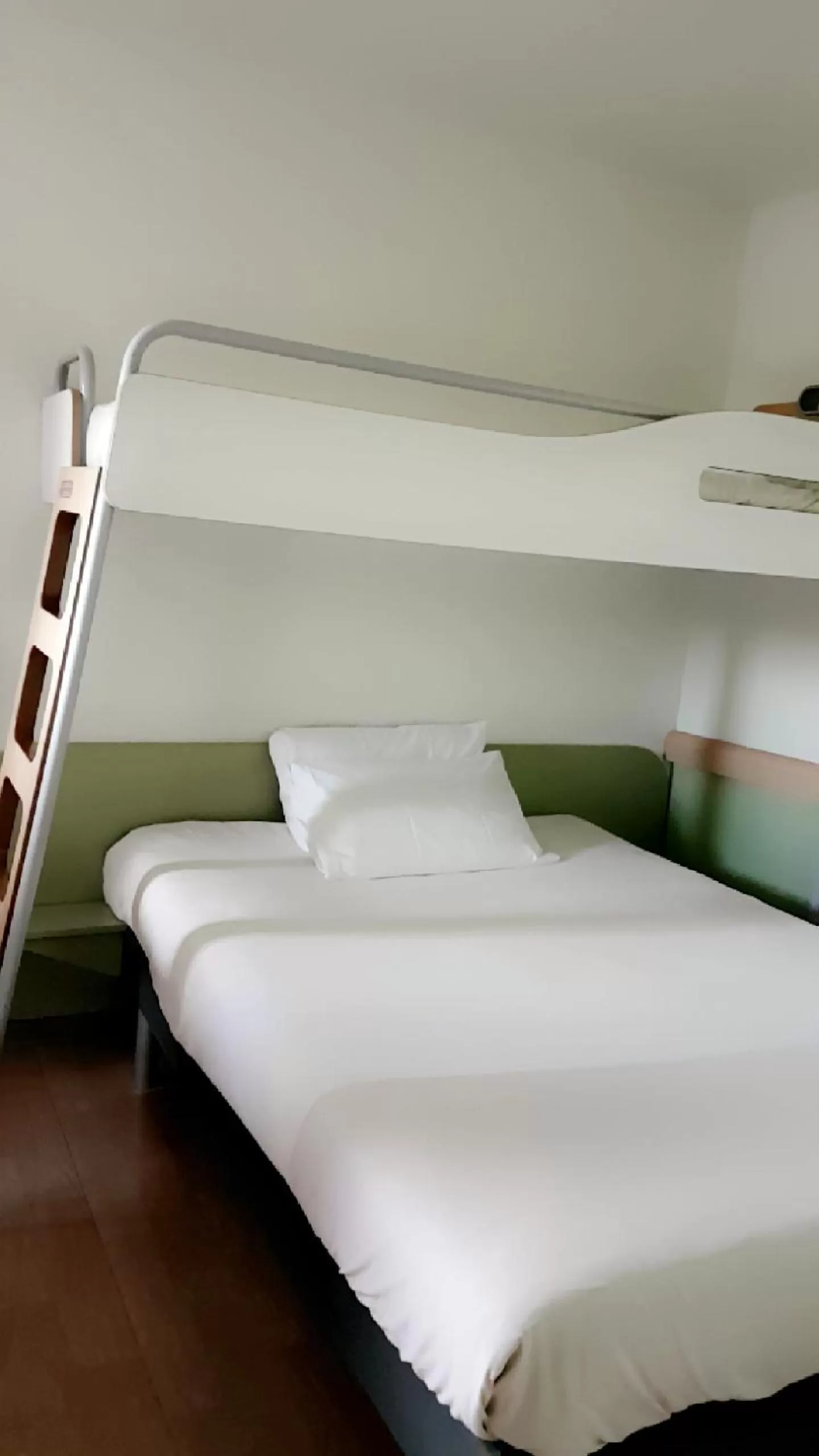 Photo of the whole room, Bed in Ibis budget Lille Ronchin - Stade Pierre Mauroy