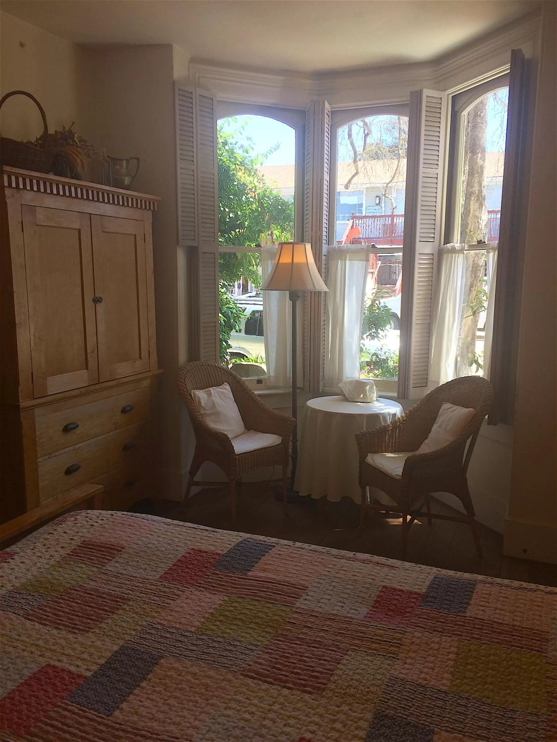 Photo of the whole room, Bed in The Squibb Houses